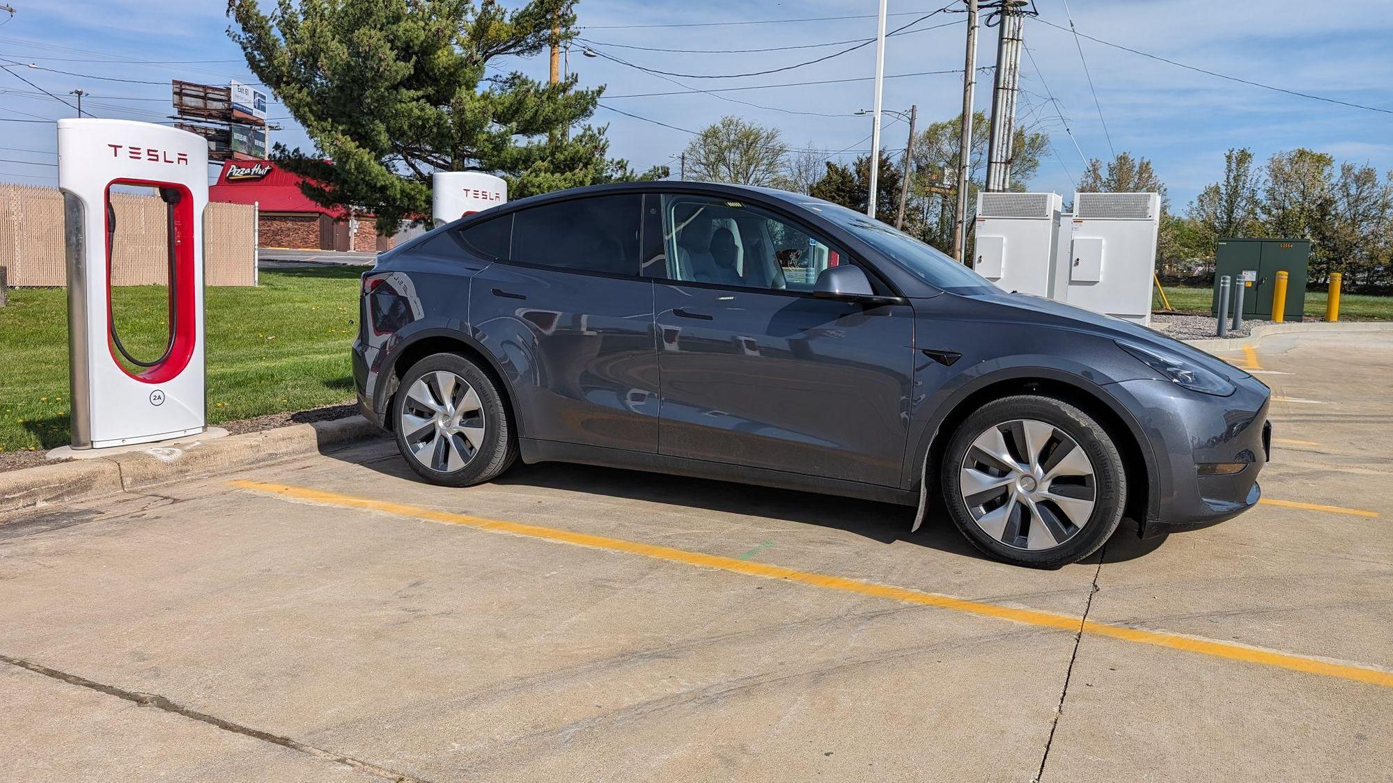 Mach 1 Convenience Store Vandalia, IL EV Station