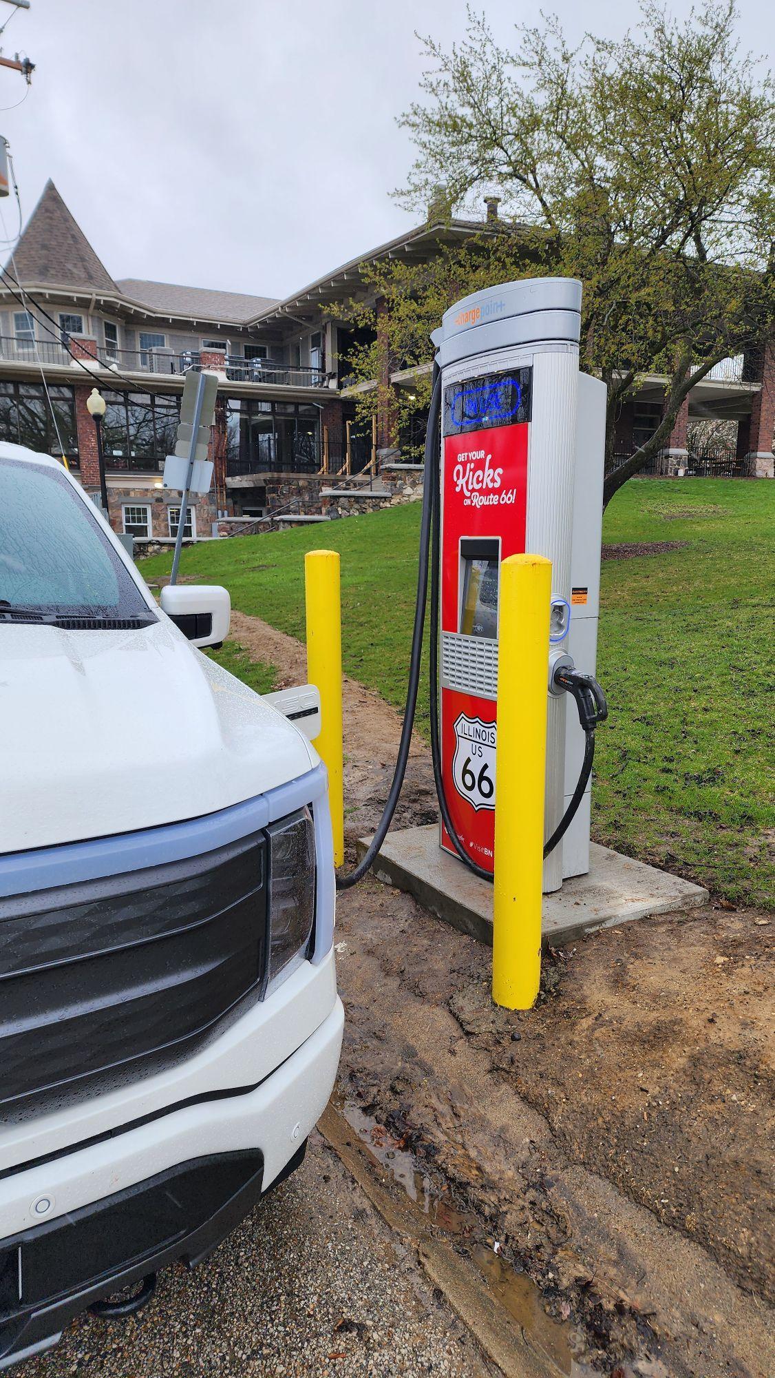 Miller Park Pavillion Bloomington, IL EV Station