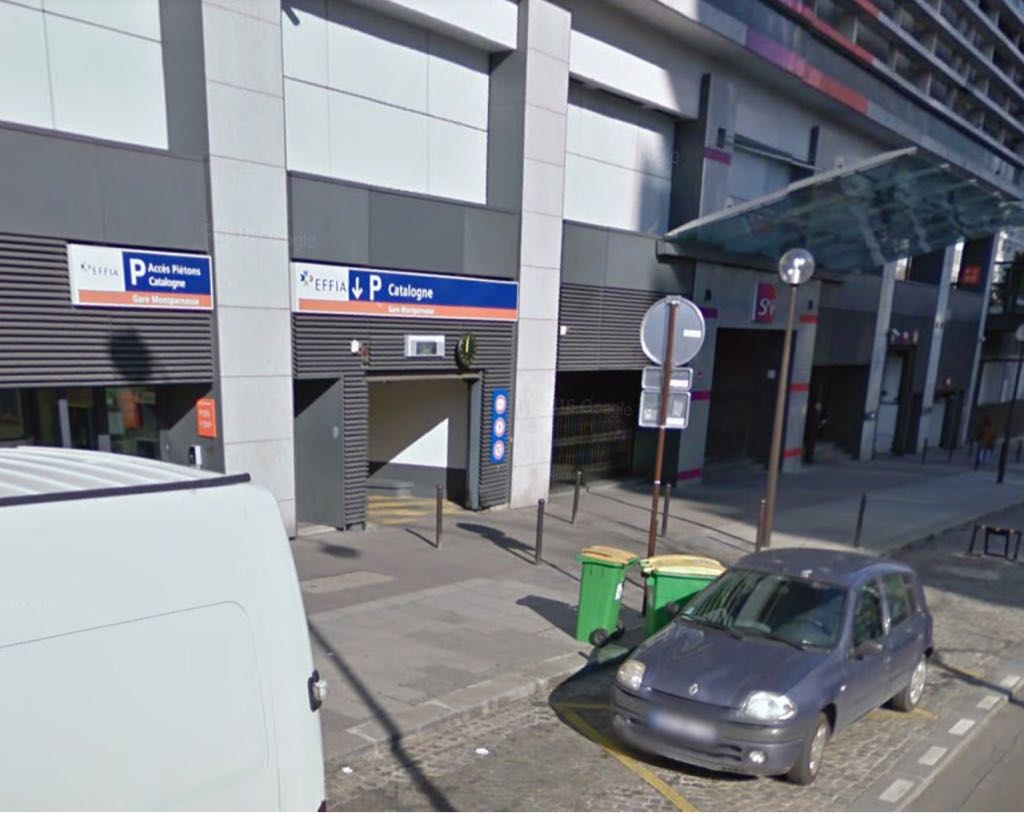 EFFIA Parking Catalogne Paris, ÎledeFrance EV Station