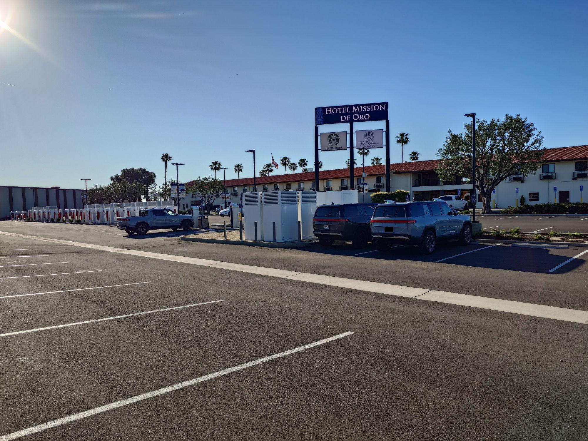 Hotel Mission De Oro (2) | Santa Nella, CA | EV Station