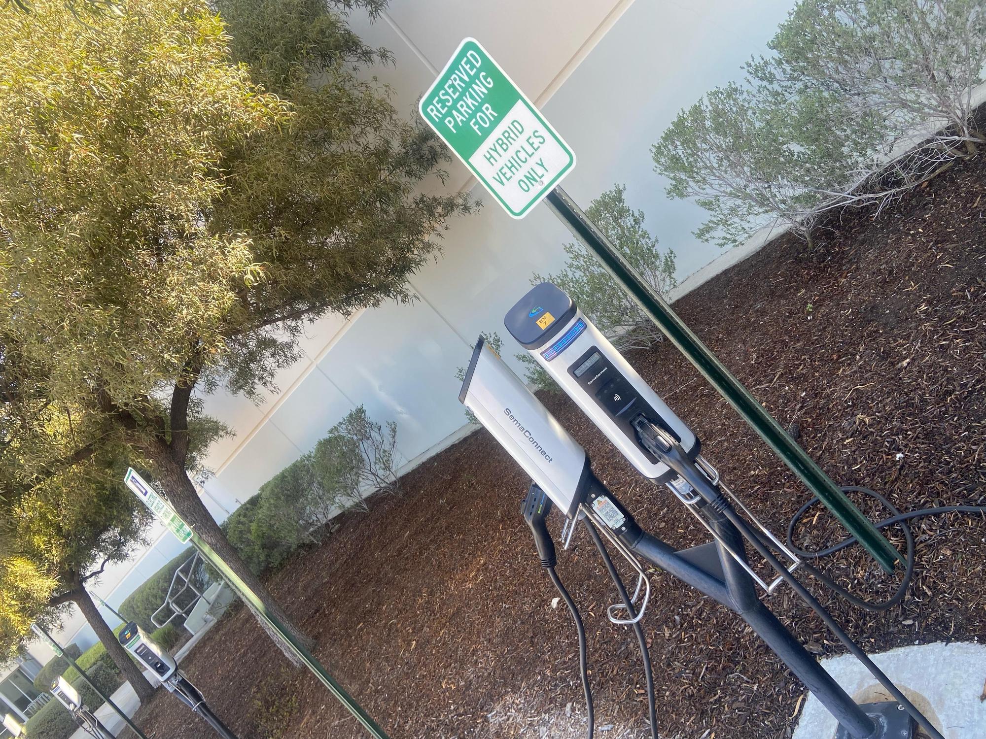 Sysco Riverside | March Air Reserve Base, CA | EV Station