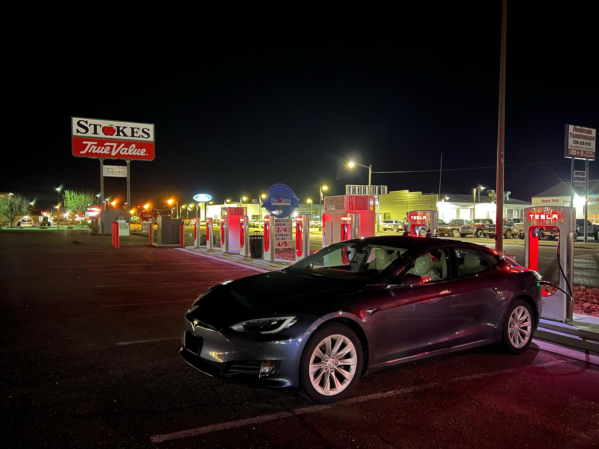 Stokes Fresh Food Market Burley, ID EV Station