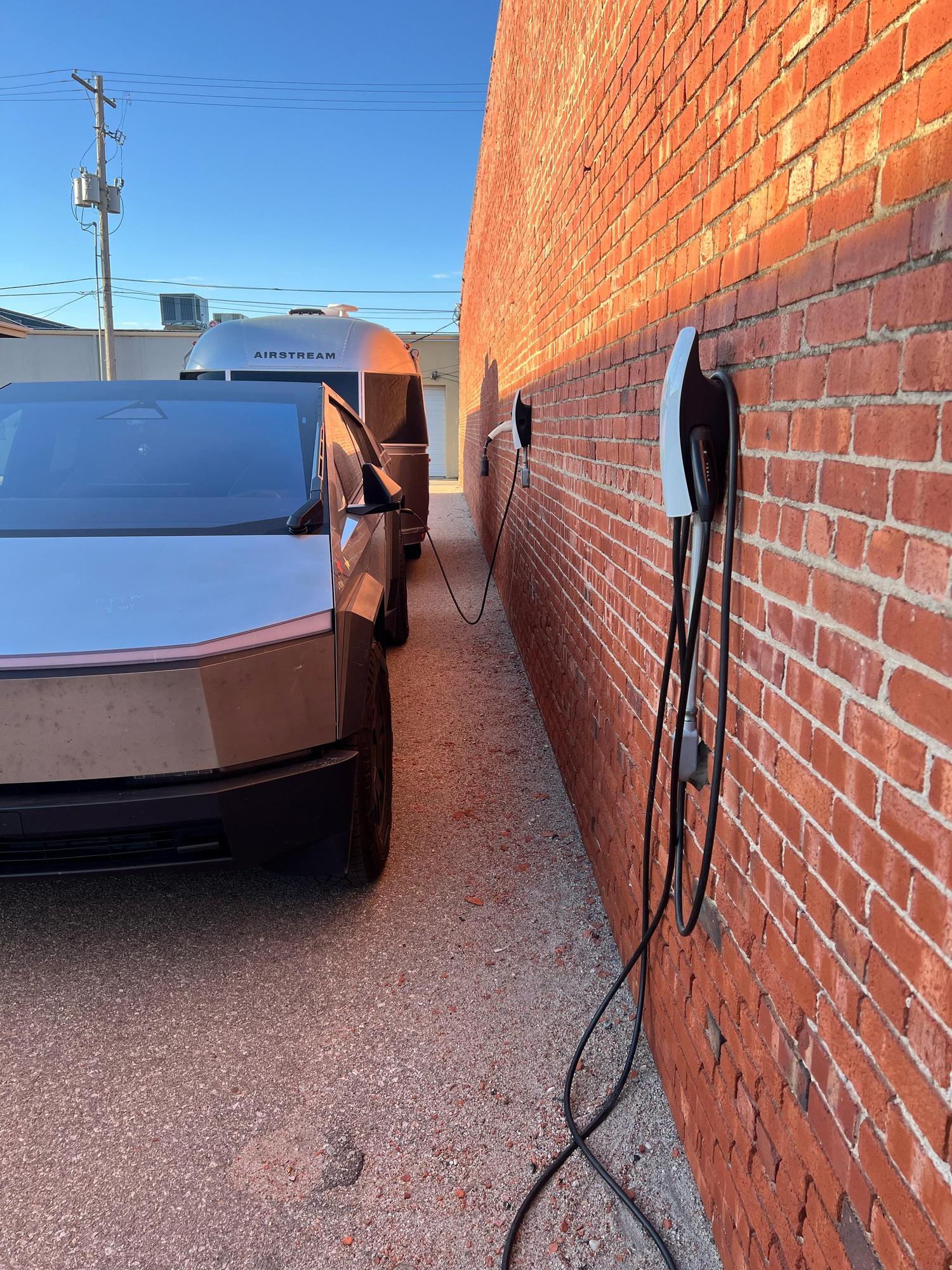 Sandhills Brewing Hutchinson, KS EV Station