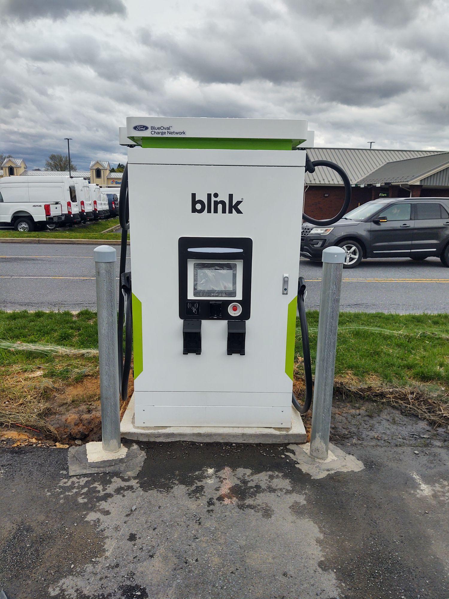 LB Smith Ford Lincoln Lemoyne, PA EV Station