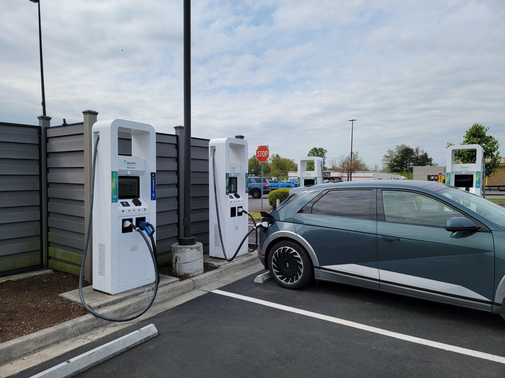 Sam's Club Bristol, VA EV Station