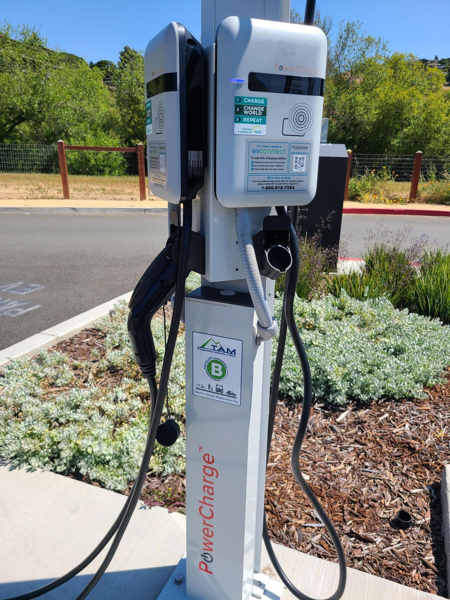 belvedere-tiburon-library-tiburon-ca-ev-station
