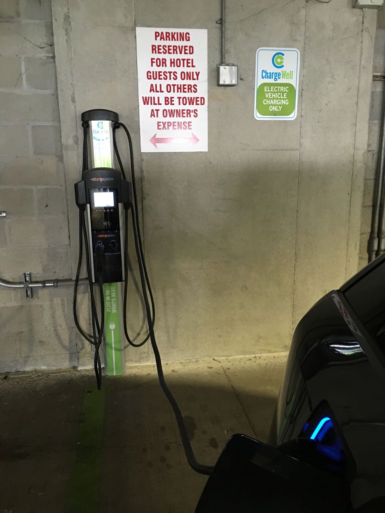 Kings Avenue Parking Garage (JTA) Jacksonville, FL EV Station
