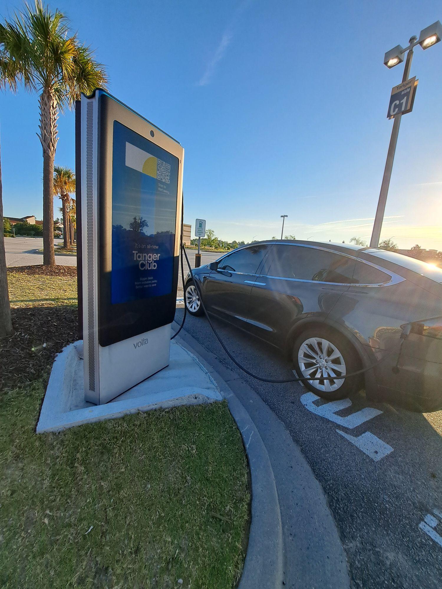 Tanger Outlets Savannah Rack Room Shoes Pooler, GA EV Station