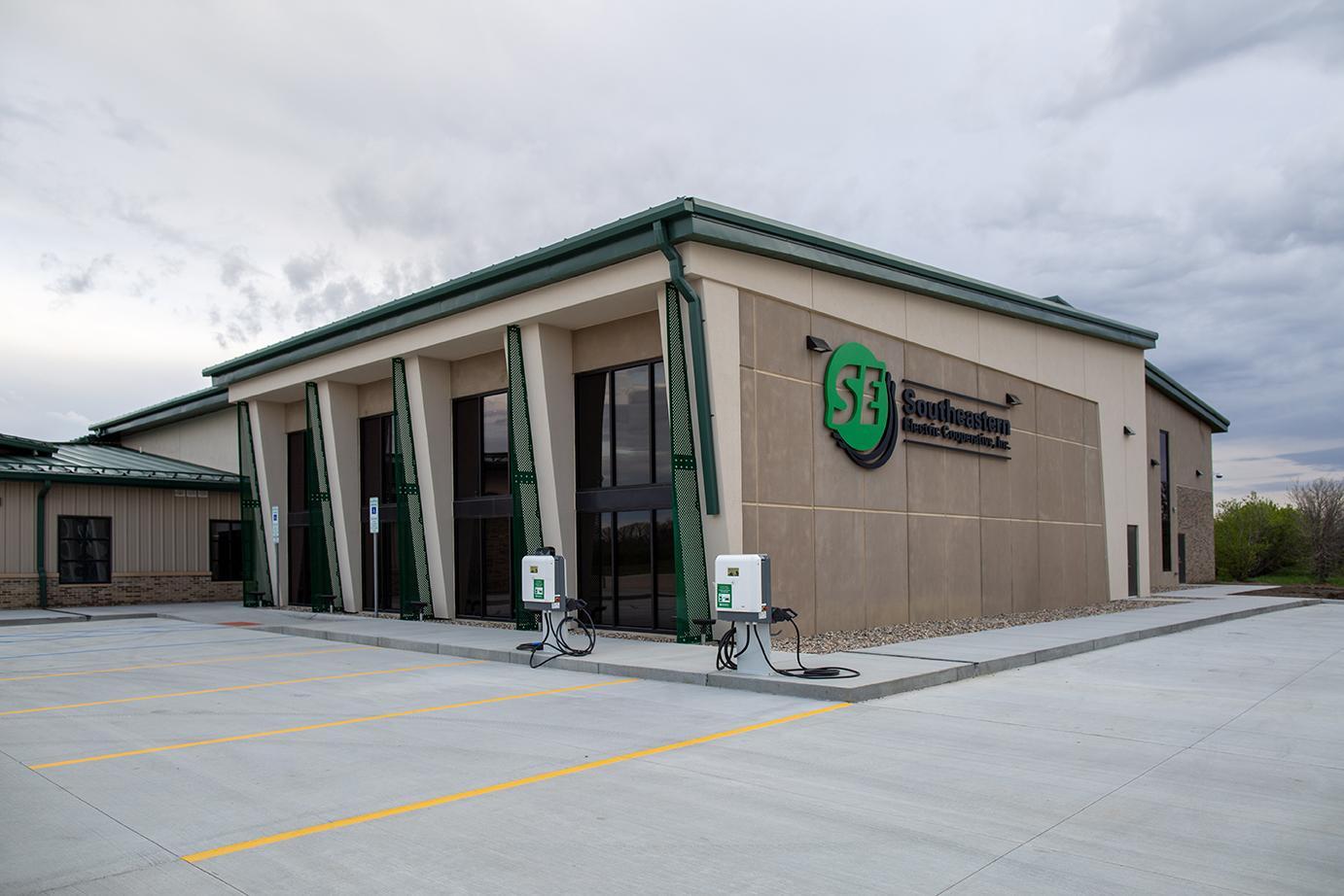 Southeastern Electric Soon) Lennox, SD EV Station