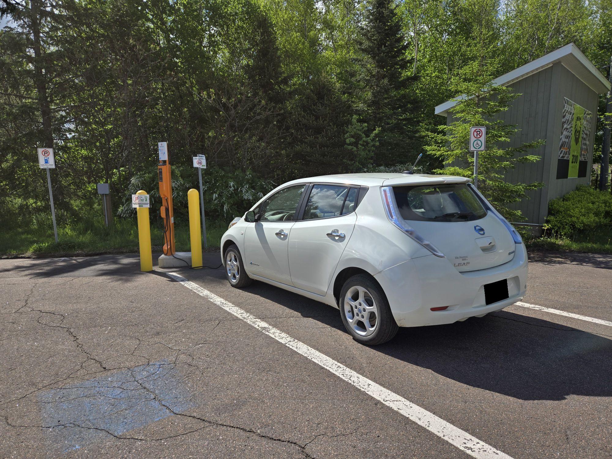 magnetic-hill-zoo-moncton-nb-ev-station