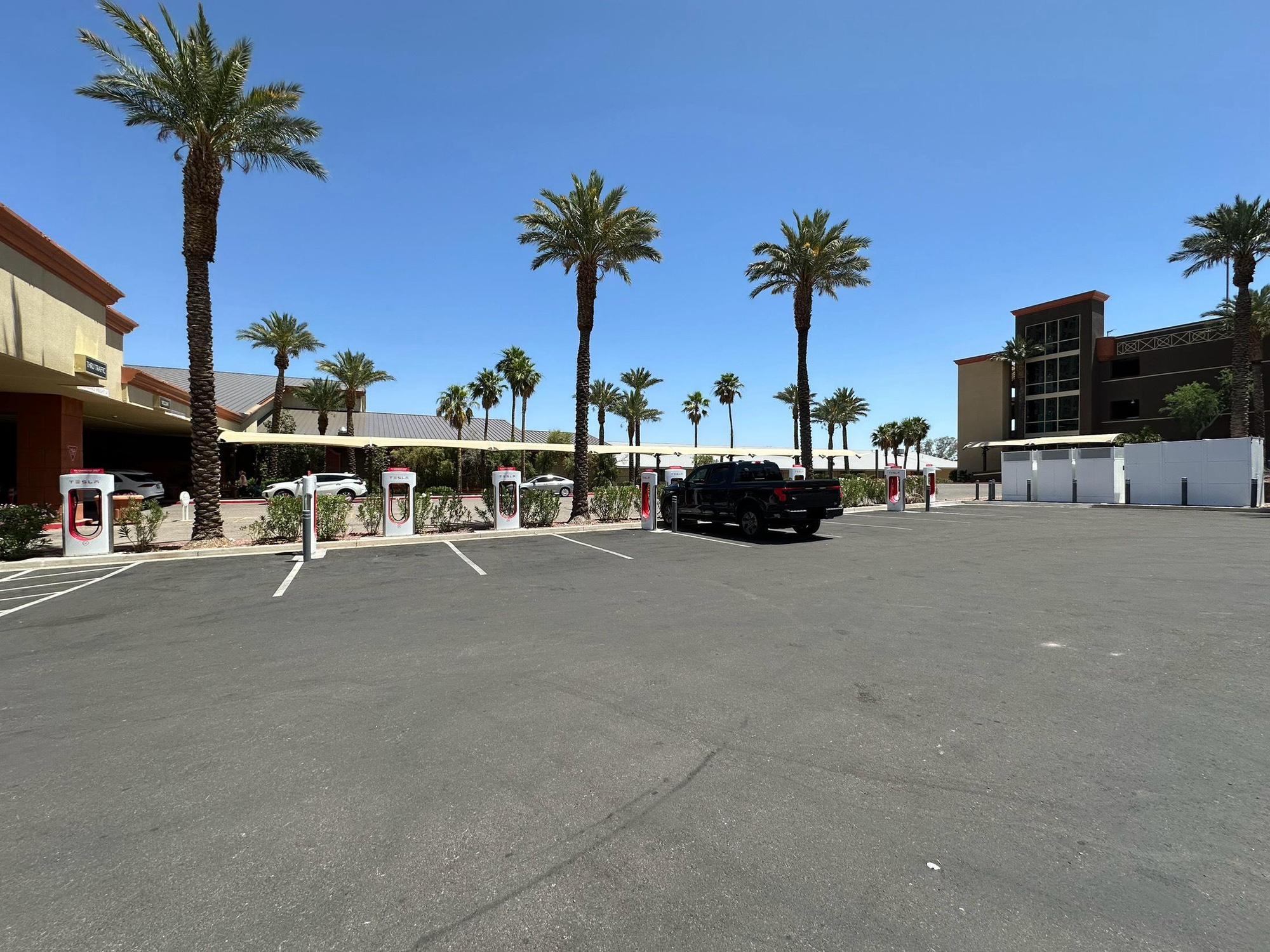 Laughlin River Lodge Laughlin, NV EV Station