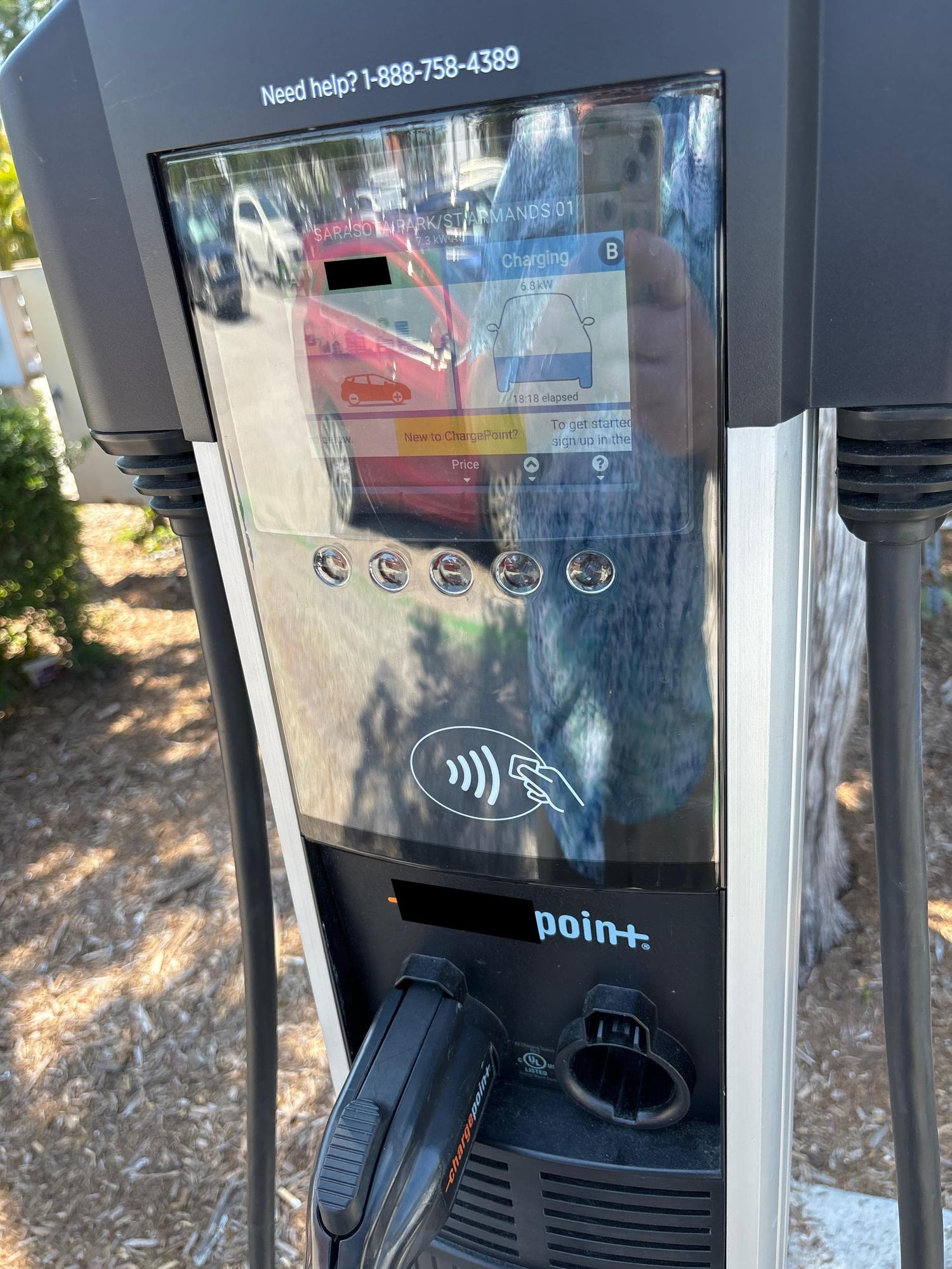 St Armands Circle Parking Lot Sarasota, FL EV Station
