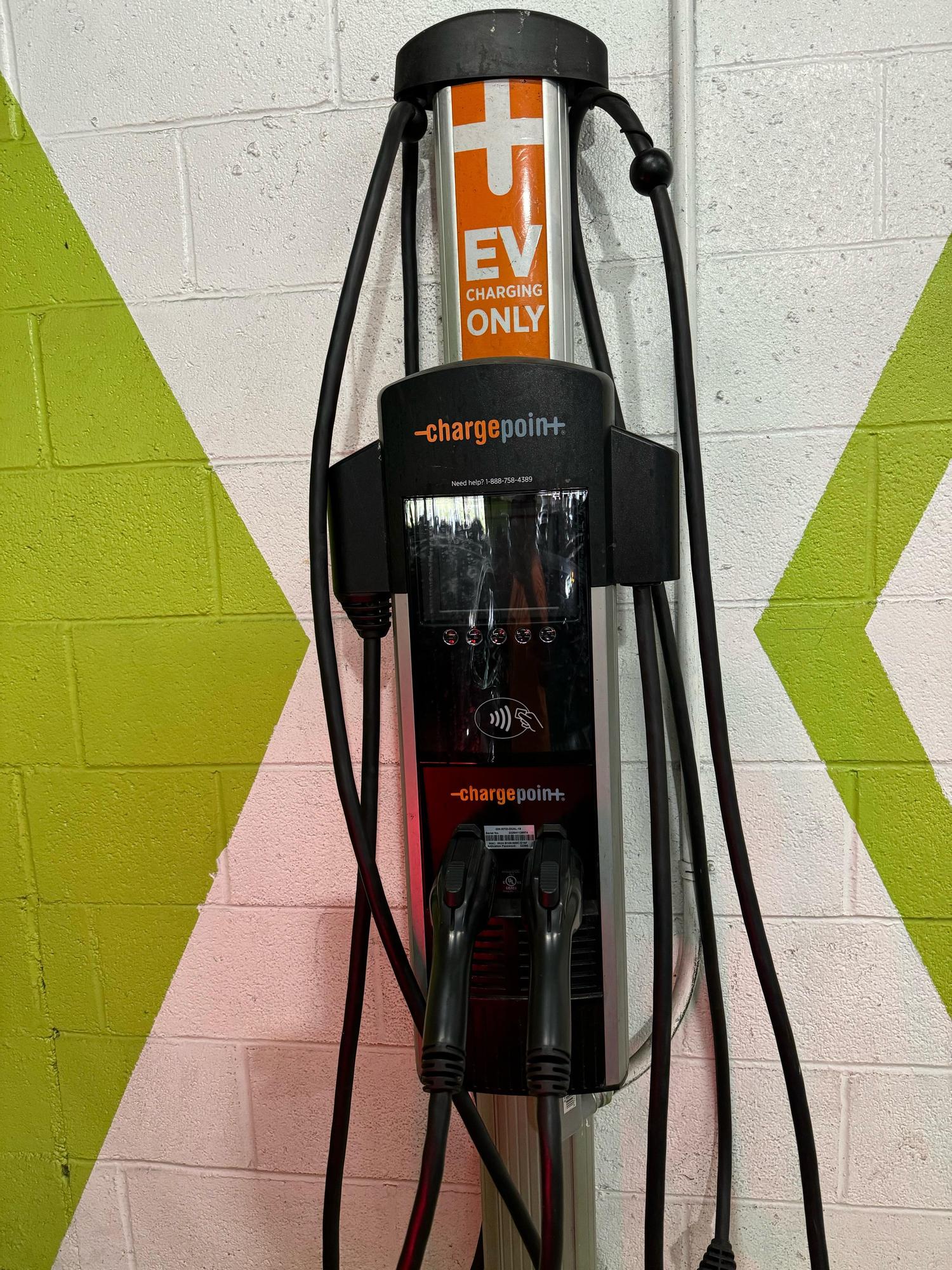 Westfield Fashion Square - Parking Garage | Los Angeles, CA | EV
