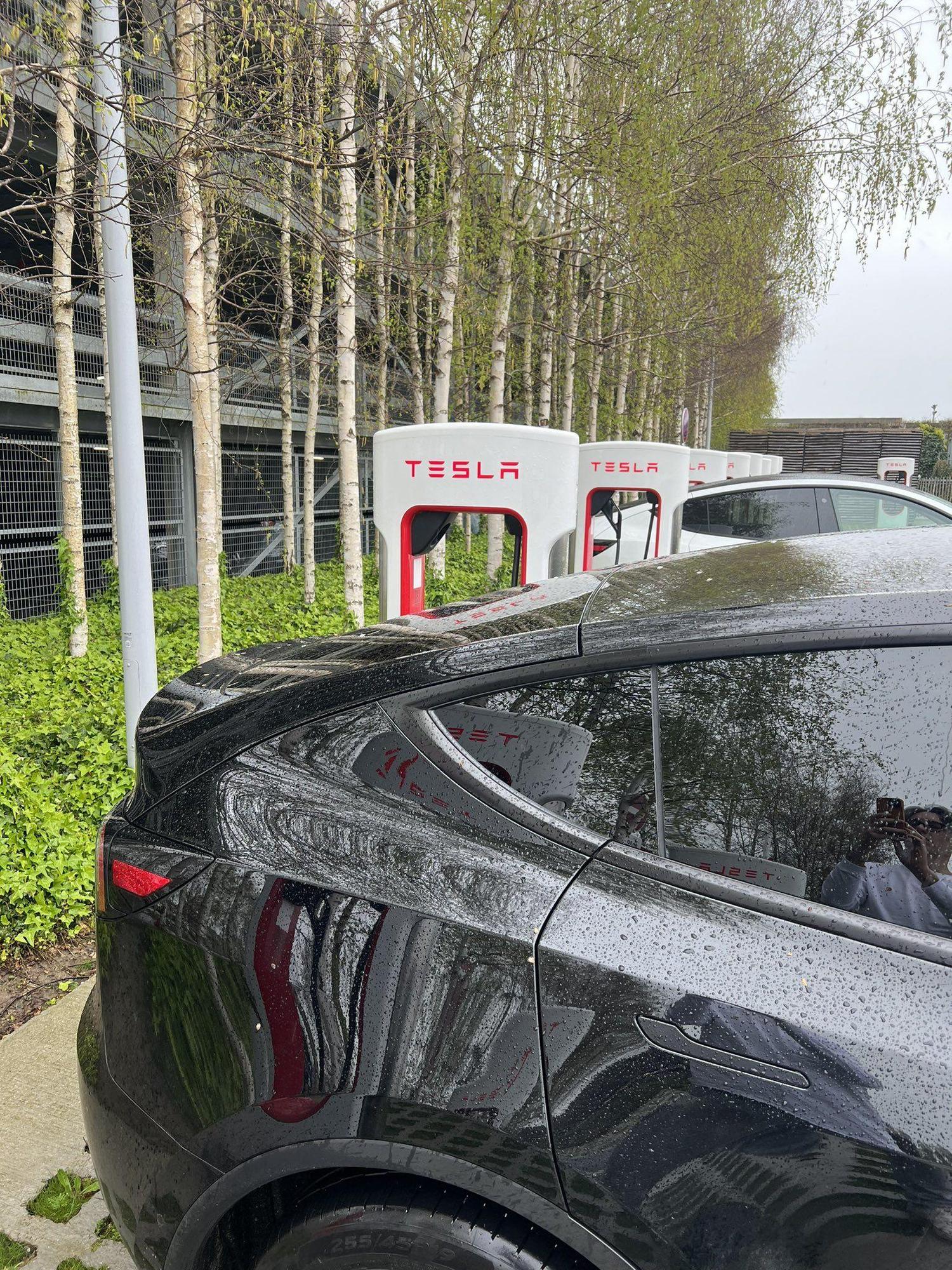 Honfleur Normandy Outlet Honfleur, Normandy EV Station