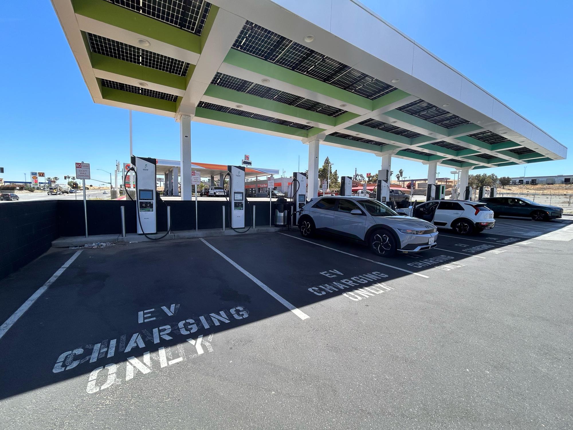 Chalios Mexican Restaurant Kettleman City, CA EV Station