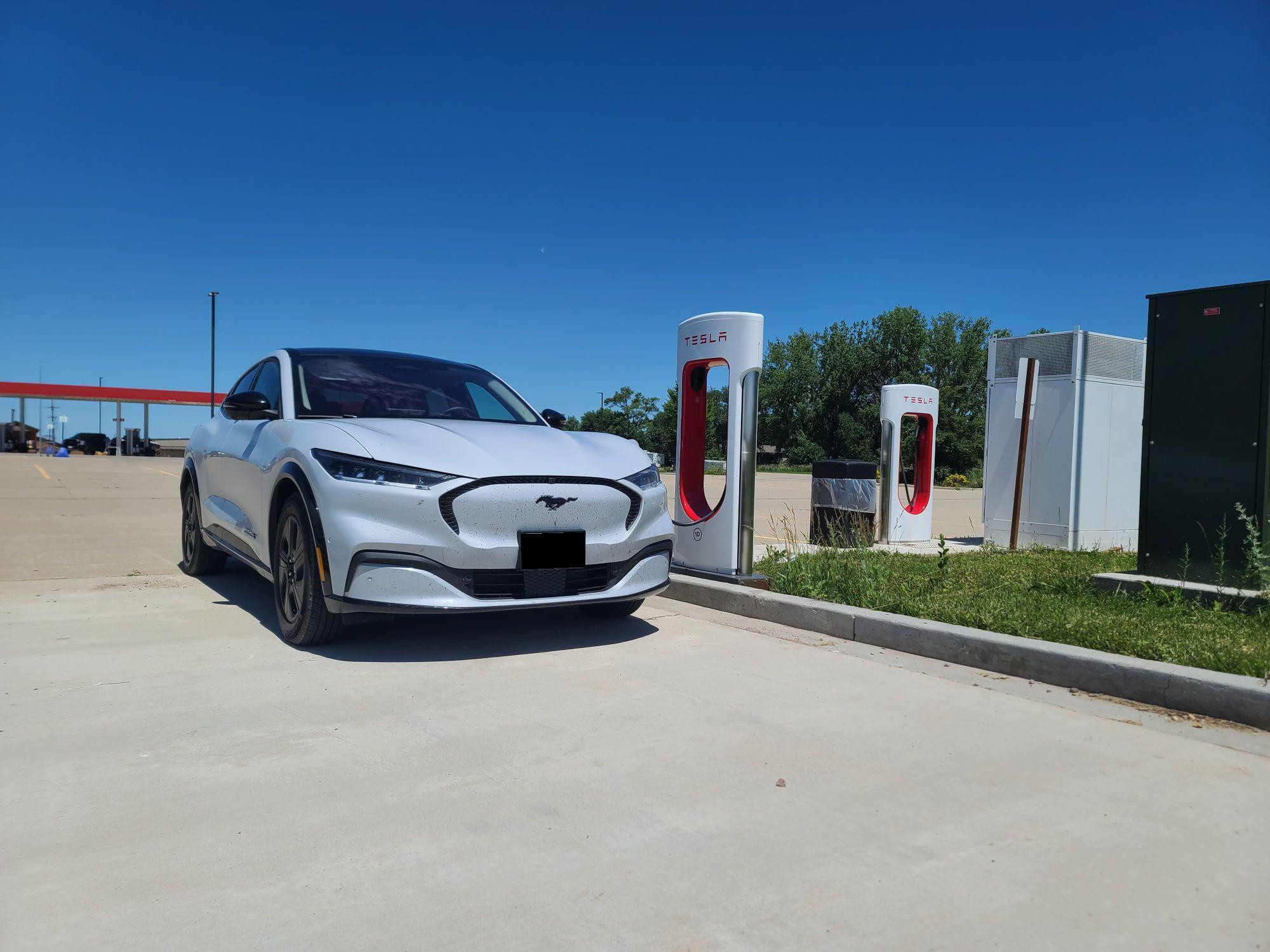 Buche Foods Dakota Crossing Sisseton, SD EV Station