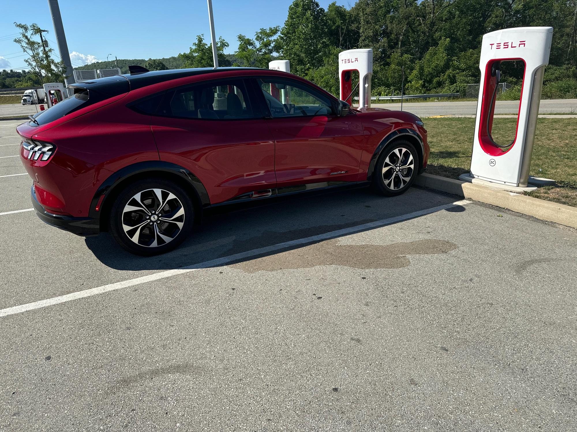 GetGo Café + Market New Stanton, PA EV Station