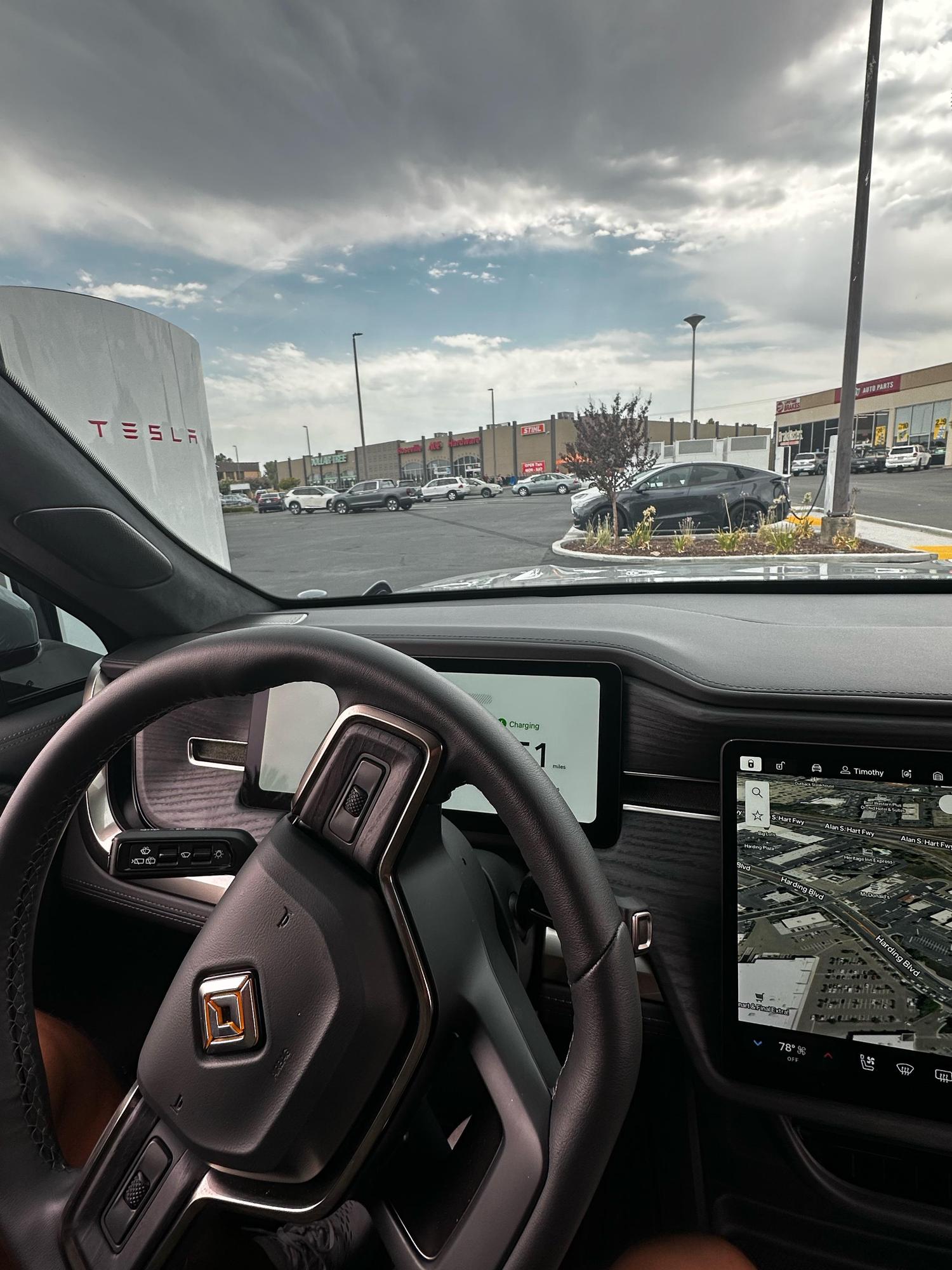 Roseville Ace Hardware Roseville, CA EV Station