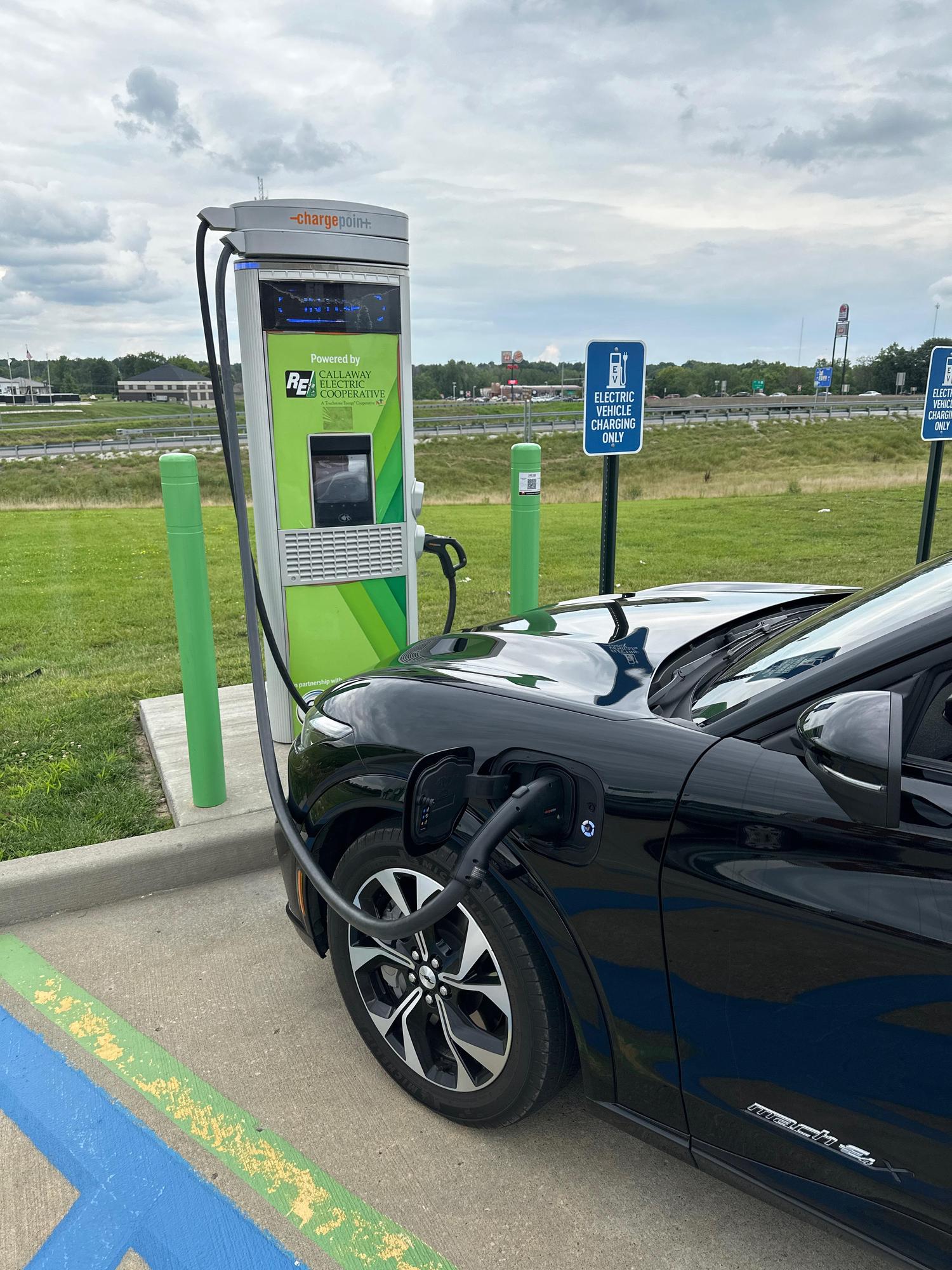 FastLane Kingdom City Kingdom City, MO EV Station