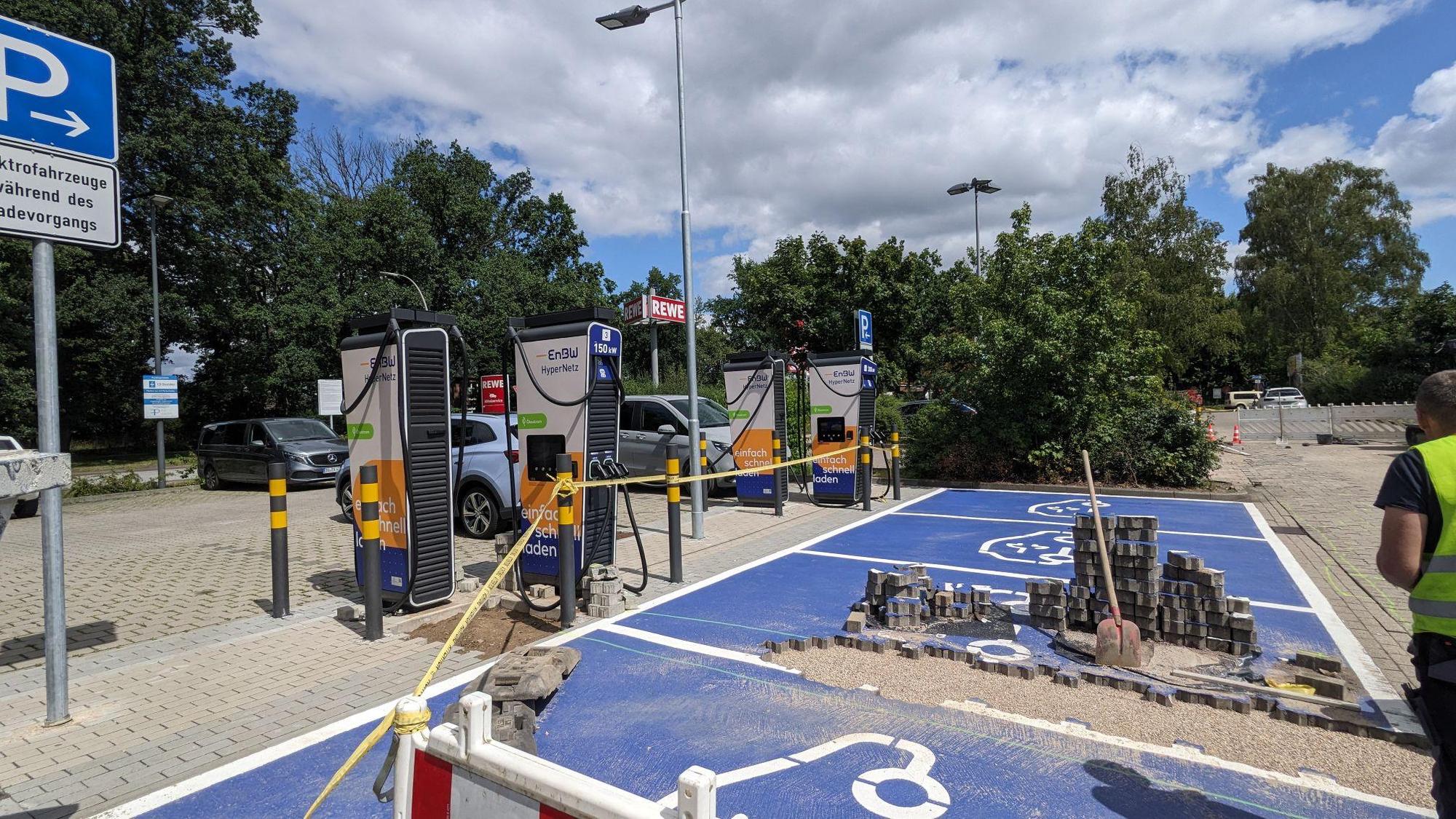 rewe-hamburg-hh-ev-station