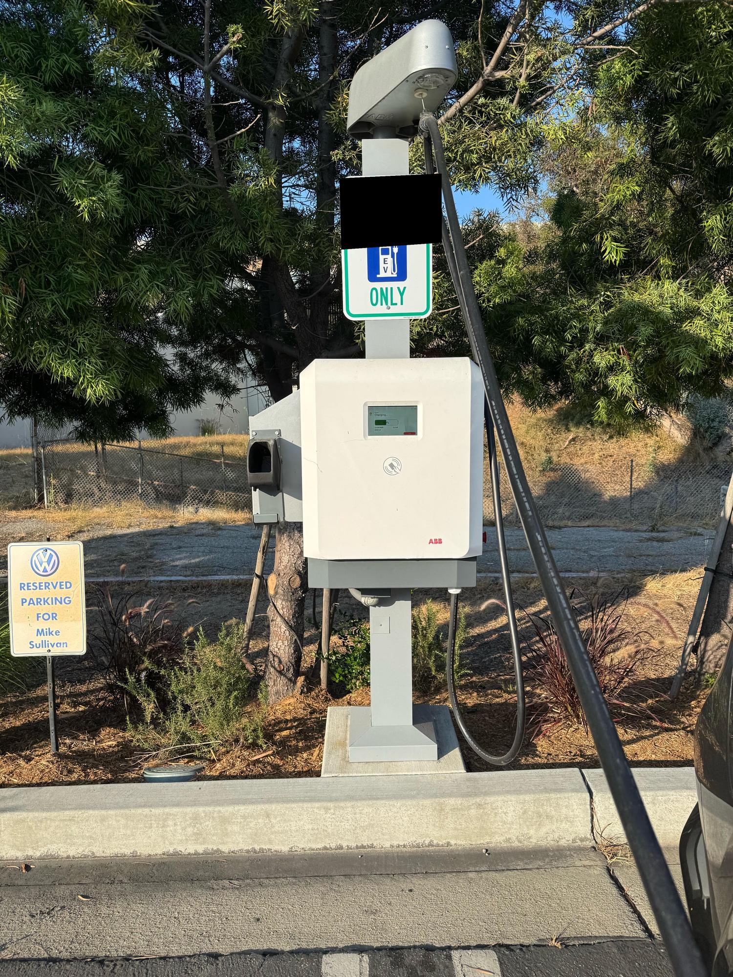 Pacific Volkswagen | Hawthorne, CA | EV Station