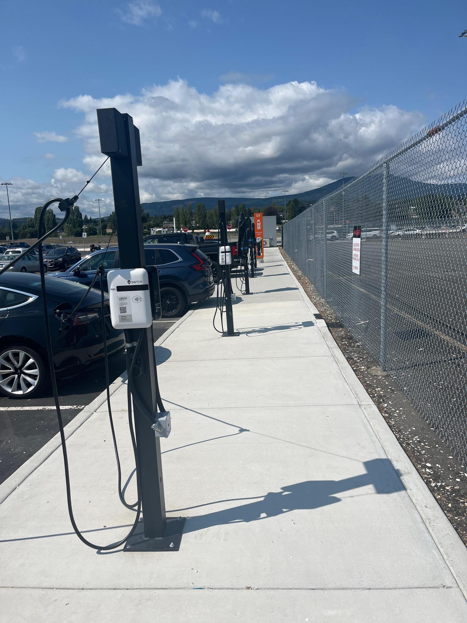 Hullo Ferry Parking Nanaimo BC EV Station hullo-ferry-parking-nanaimo-bc-ev-station