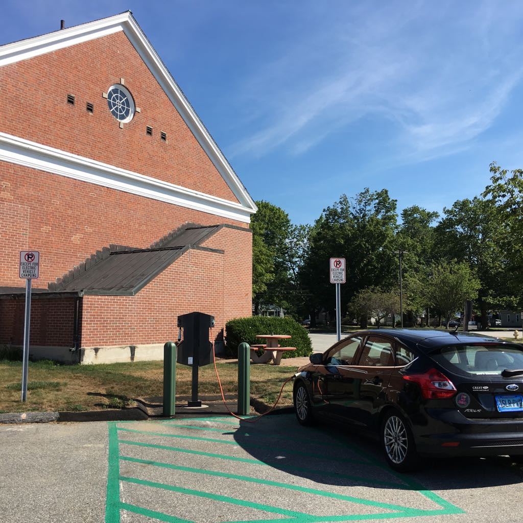 Groton Town Hall Groton, CT EV Station