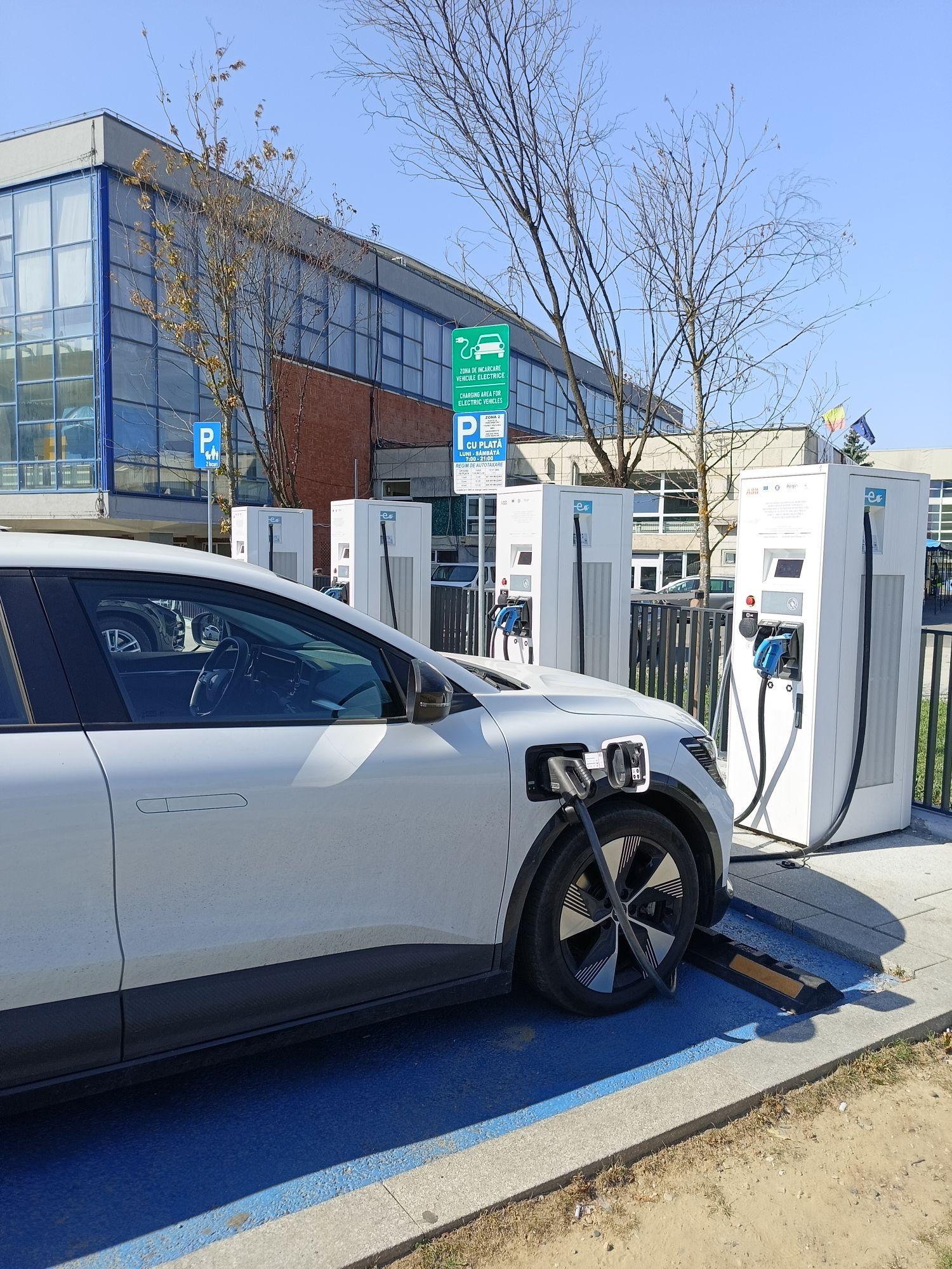 sports-hall-parking-4-x-50kw-dc-22kw-ac-cluj-napoca-cj-ev-station