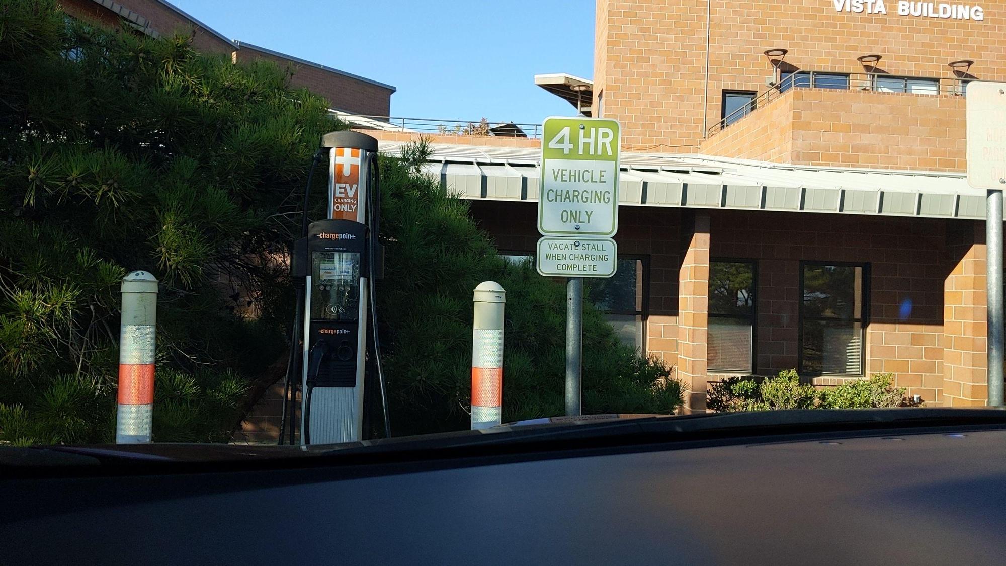Tmcc Reno Truckee Meadows Community College - Vista Building | Reno, NV | EV Station