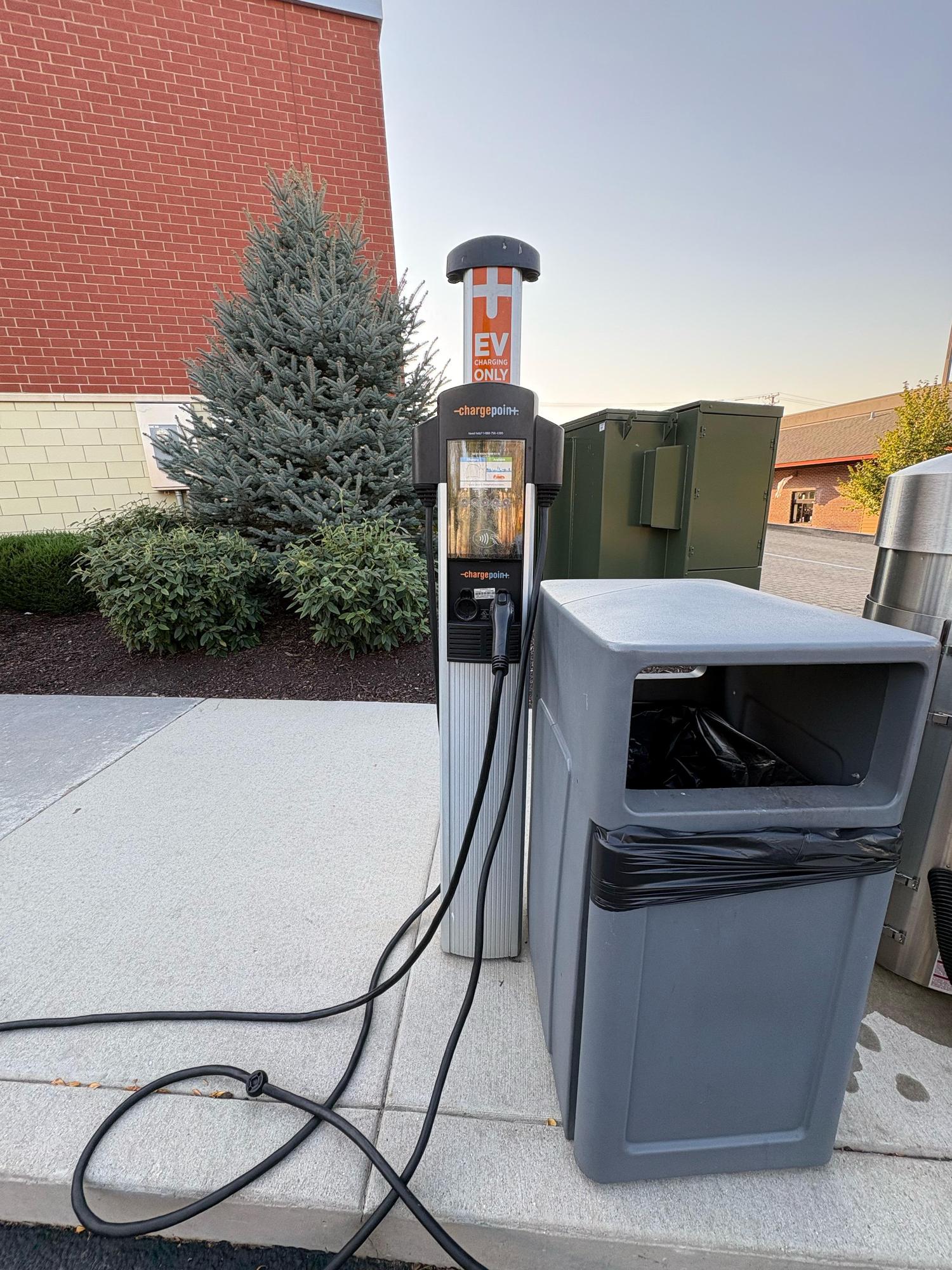 Ricky Rockets Gas Station Ricky Rocket Shell | Hoffman Estates, IL | EV Station