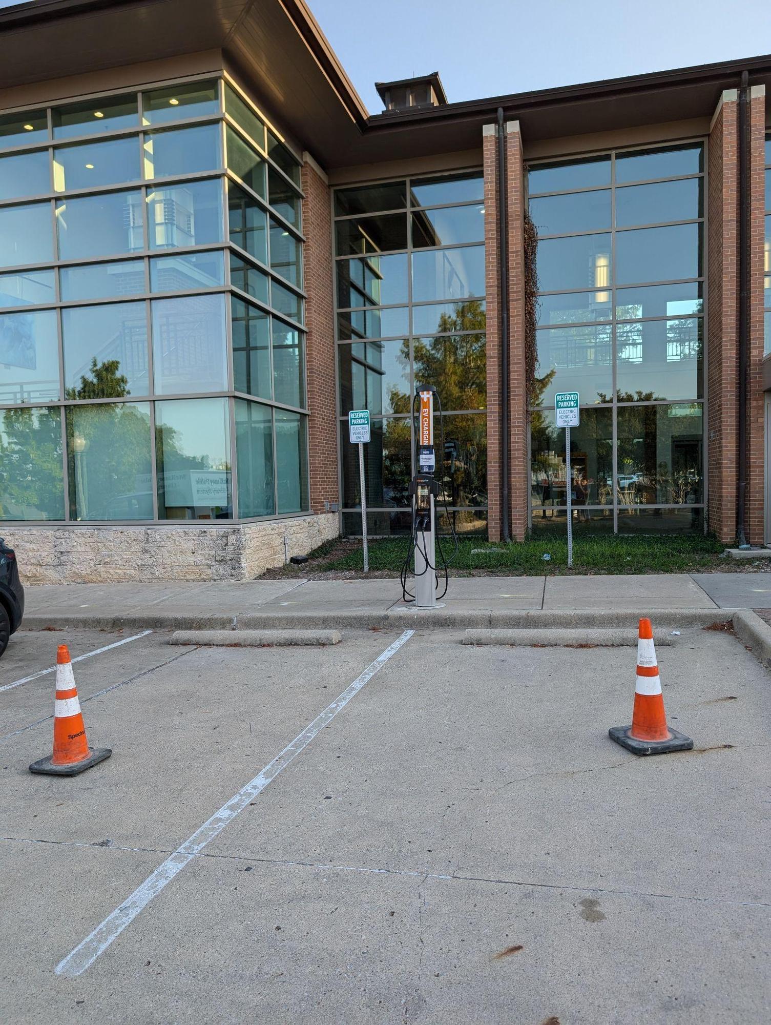 Roy & Helen Hall Memorial Library McKinney, TX EV Station