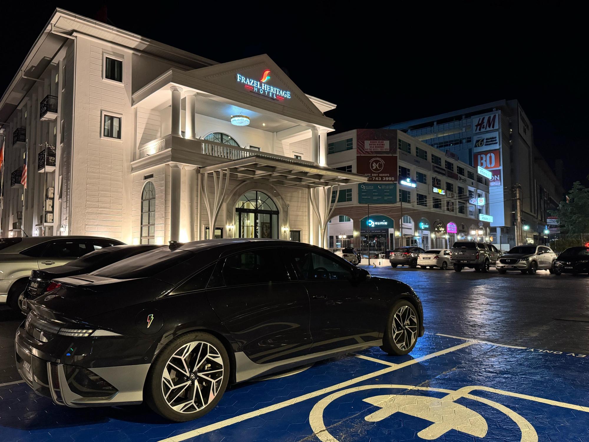 Frazel Heritage Hotel