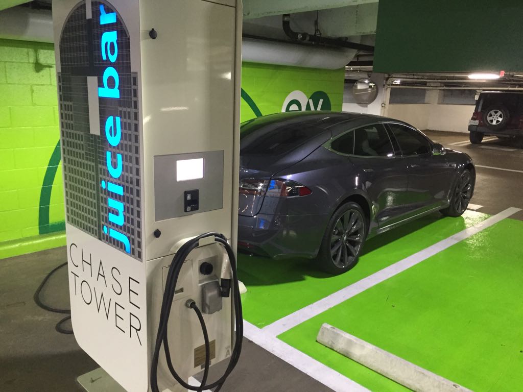 Chase Tower Parking Garage Dallas, TX EV Station