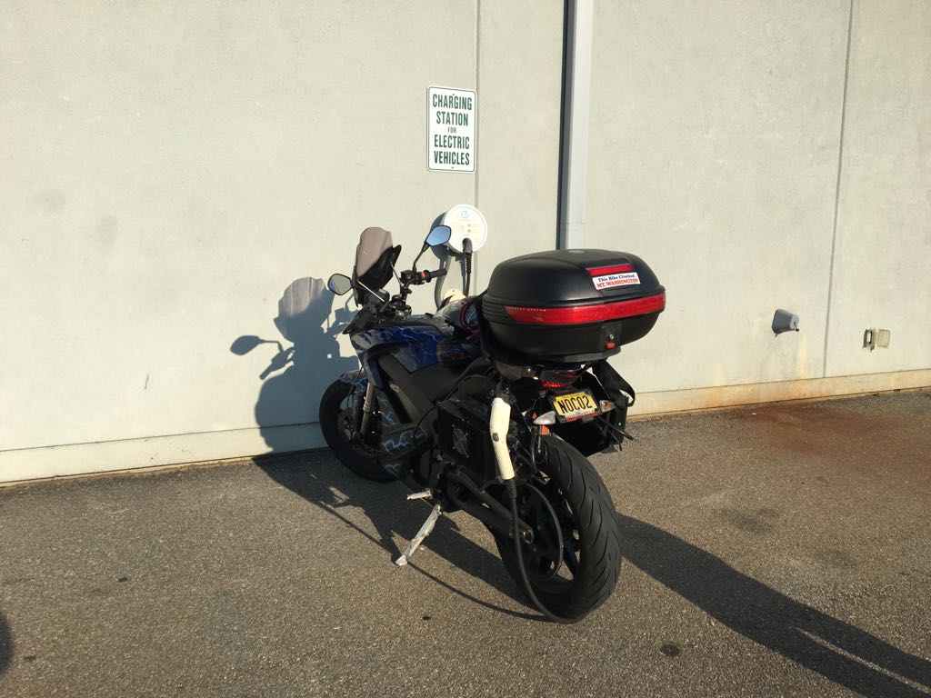 Tenneson Nissan Tifton, GA EV Station