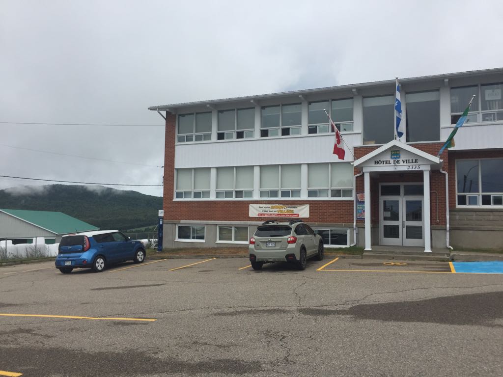 Hôtel de Ville Les Éboulements Les Éboulements, QC EV Station
