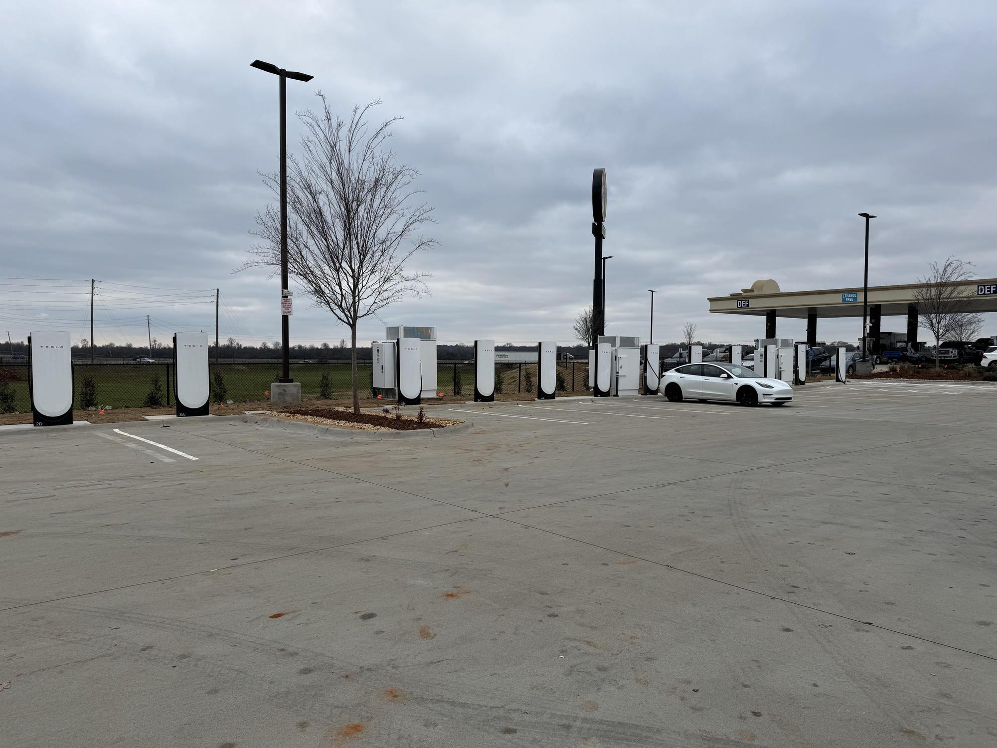 2328 Lindsay Ln S Travel Center (2) | Athens, AL | EV Station