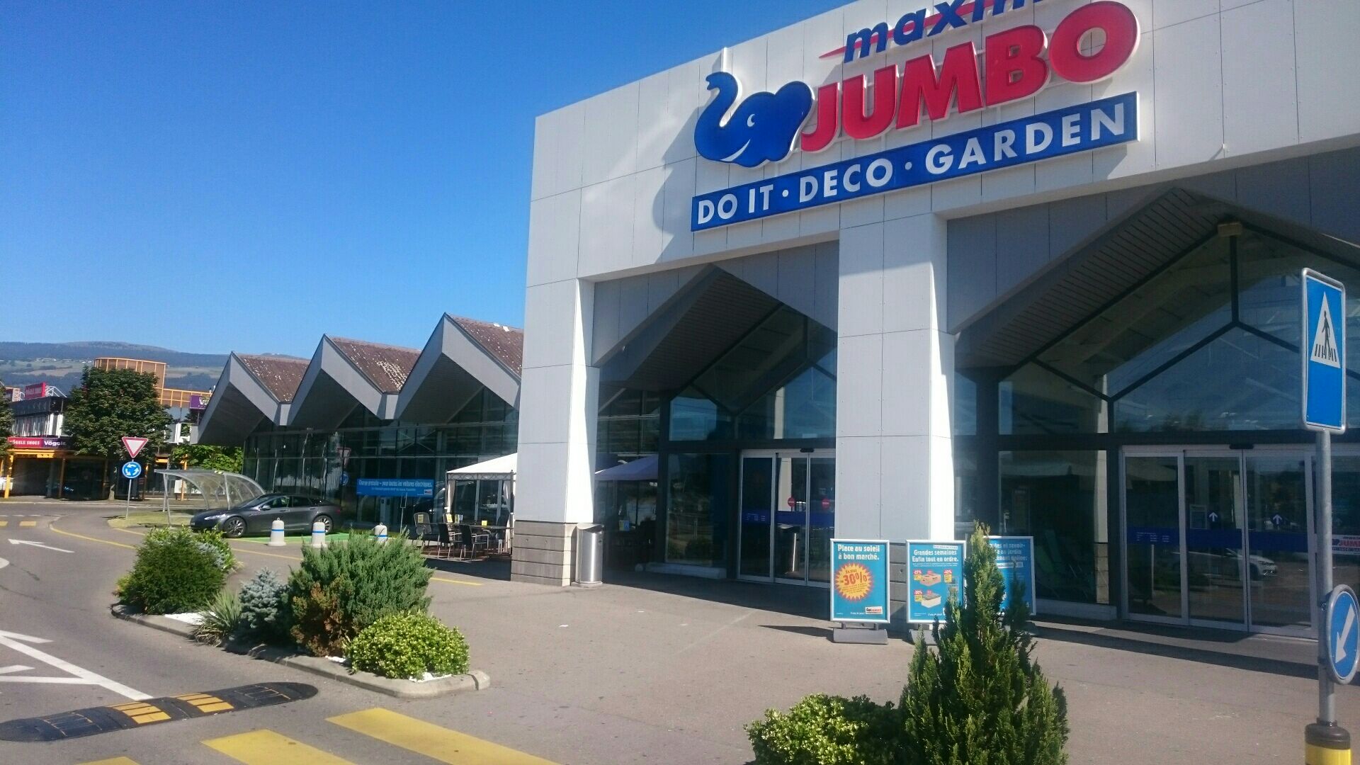 Jumbo Supermarché MontagnyprèsYverdon, VD EV Station