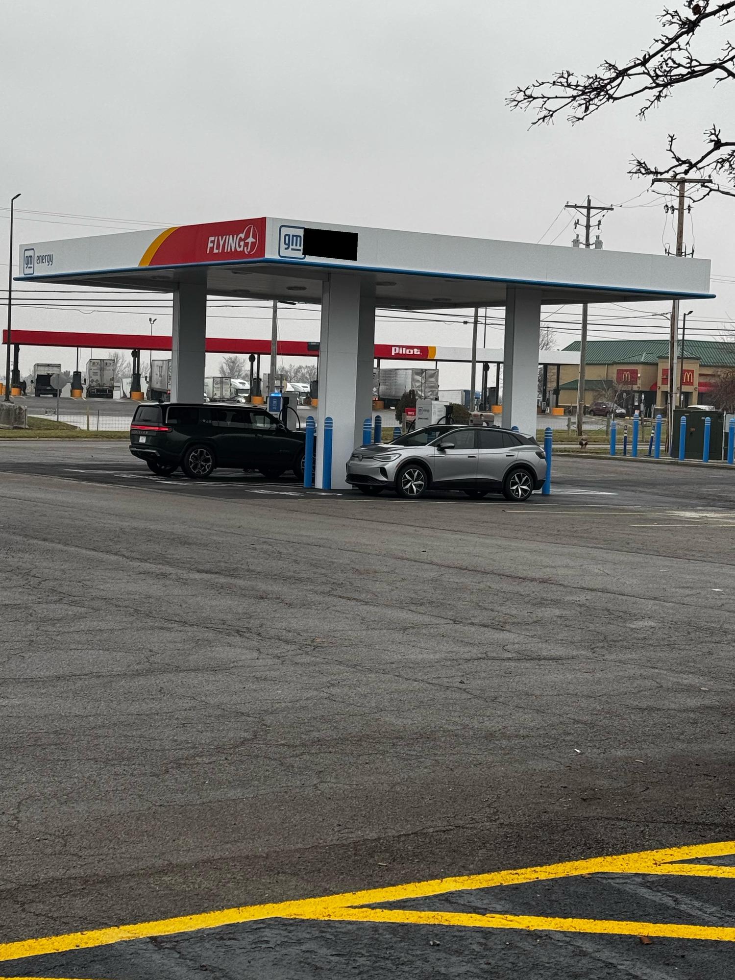 Flying J Travel Center | Beaverdam, OH | EV Station