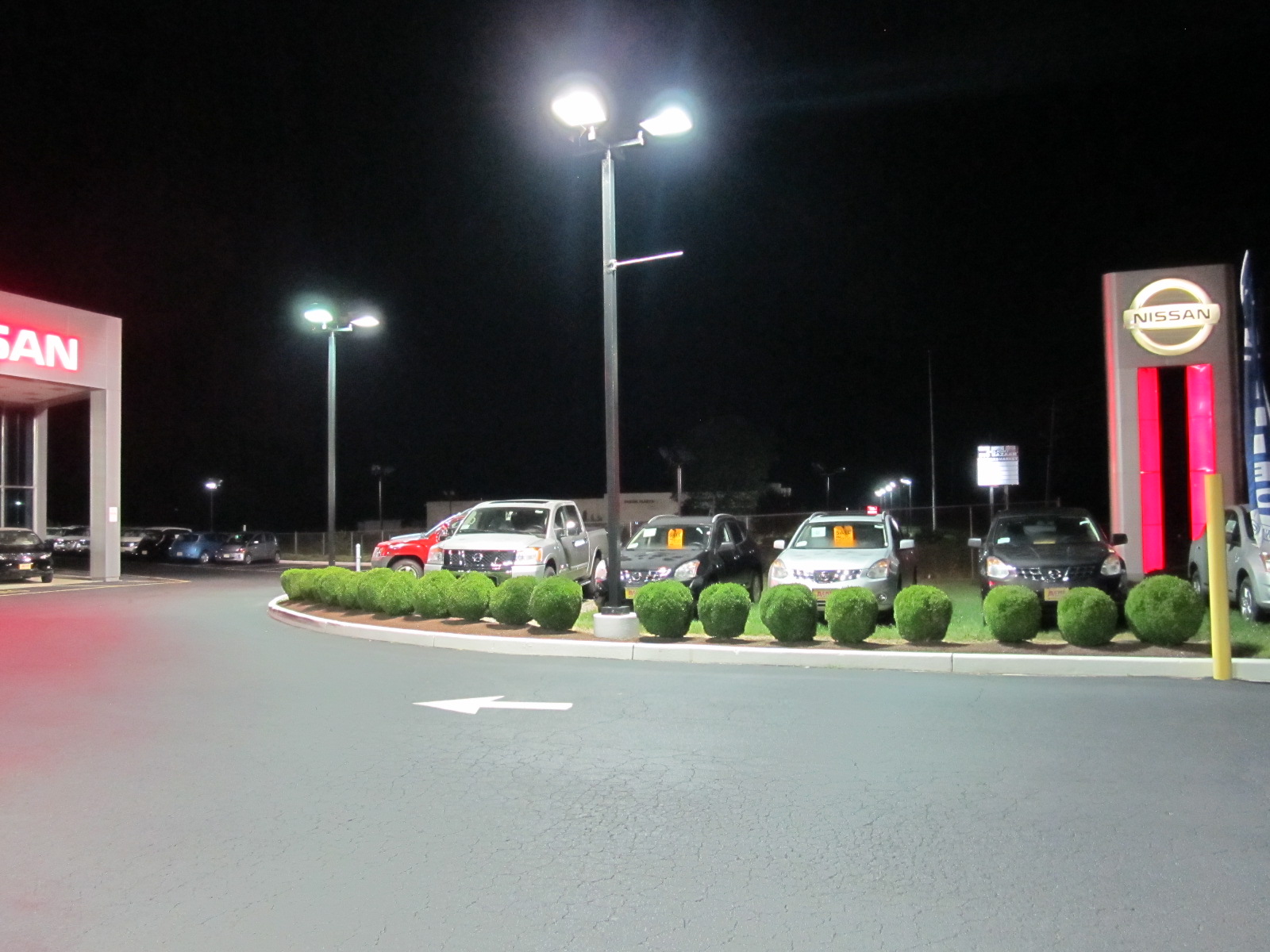 Acme Nissan South Brunswick Township, NJ EV Station