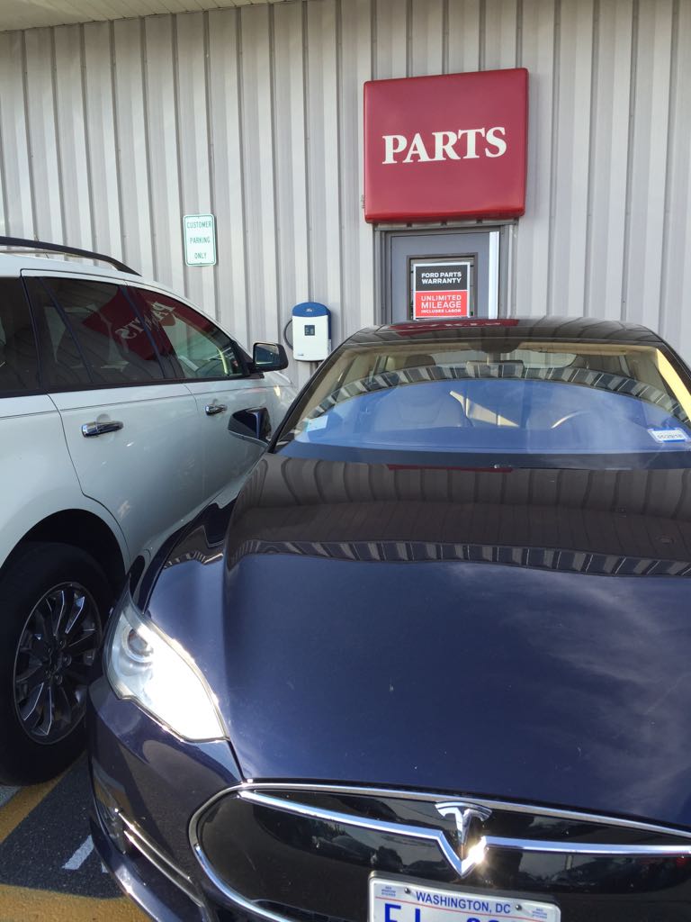 Boulevard Ford of DE EV Station