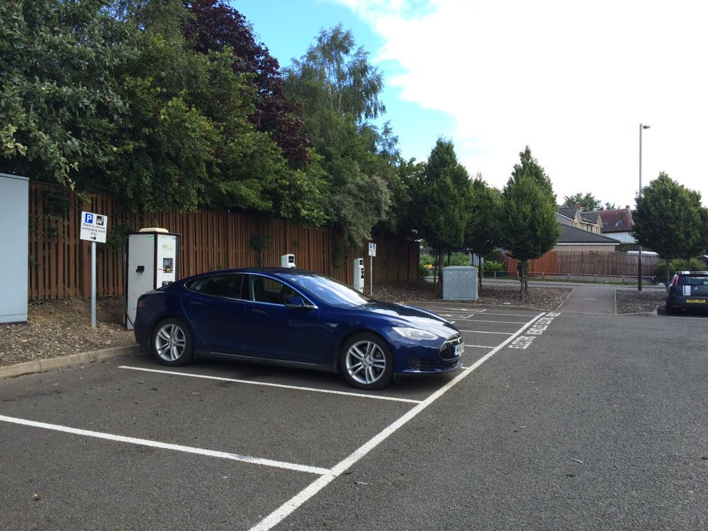 Kinross Park & Ride Car Park Kinross, Scotland EV Station