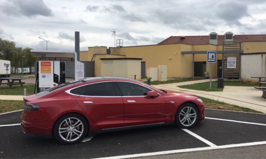 Autogrill Aire De Langres - Noidant - A31 Photos