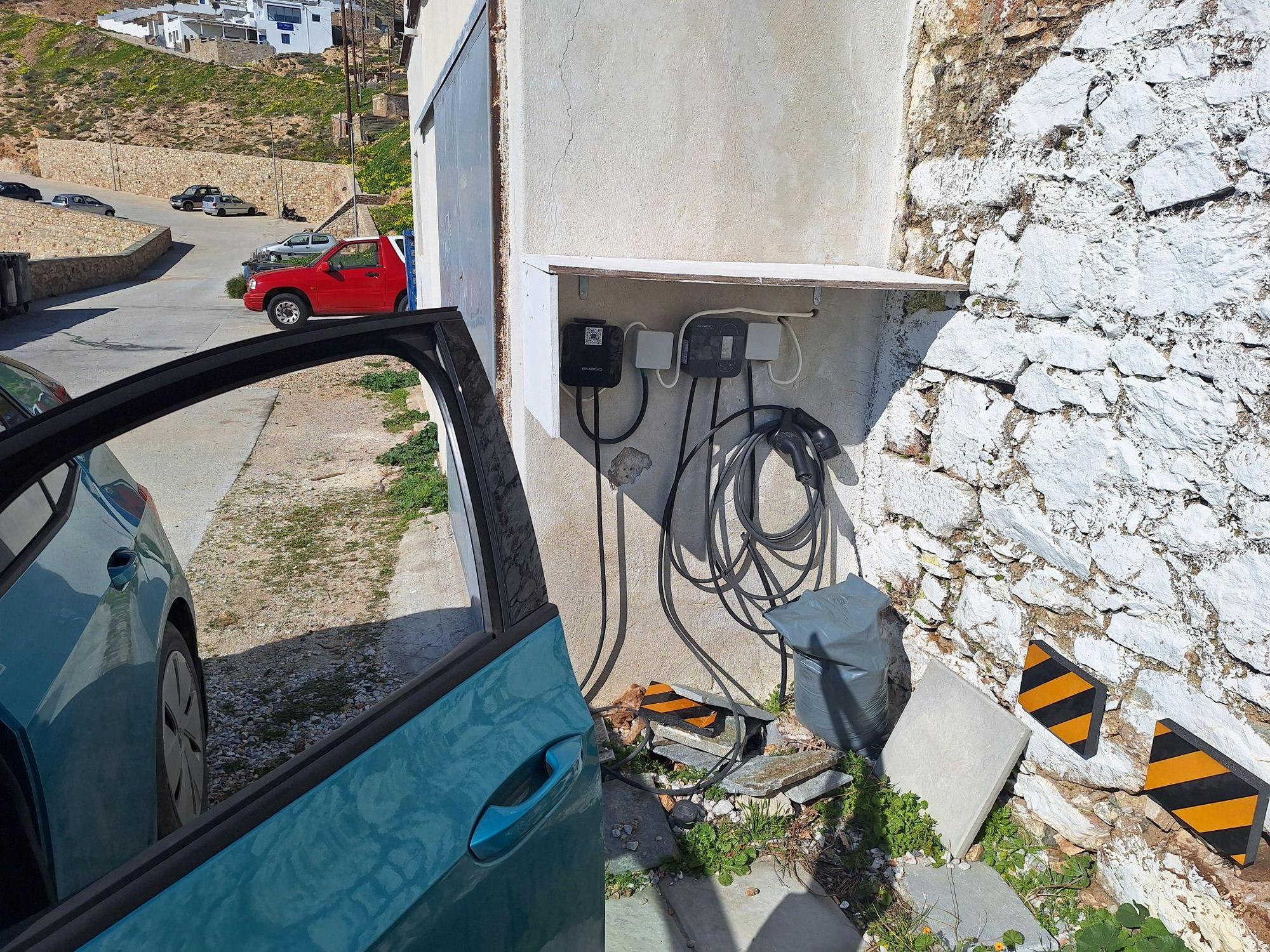 Chora Serifos 5G44 F2 Serifos 840 05 Greece EV Station Chora serifos 5g44 f2 serifos 840 05 greece ev station