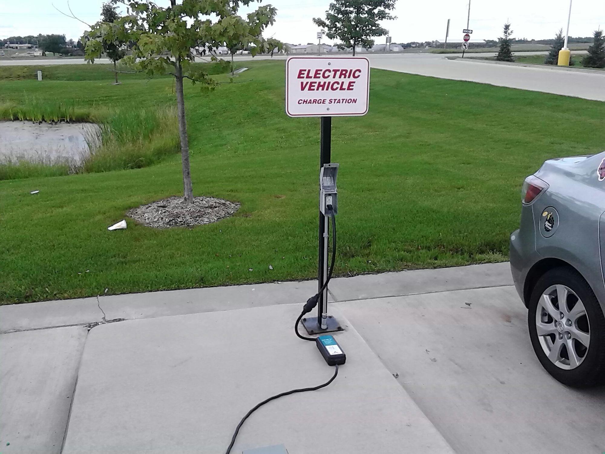 Kwik Trip Janesville, WI EV Station