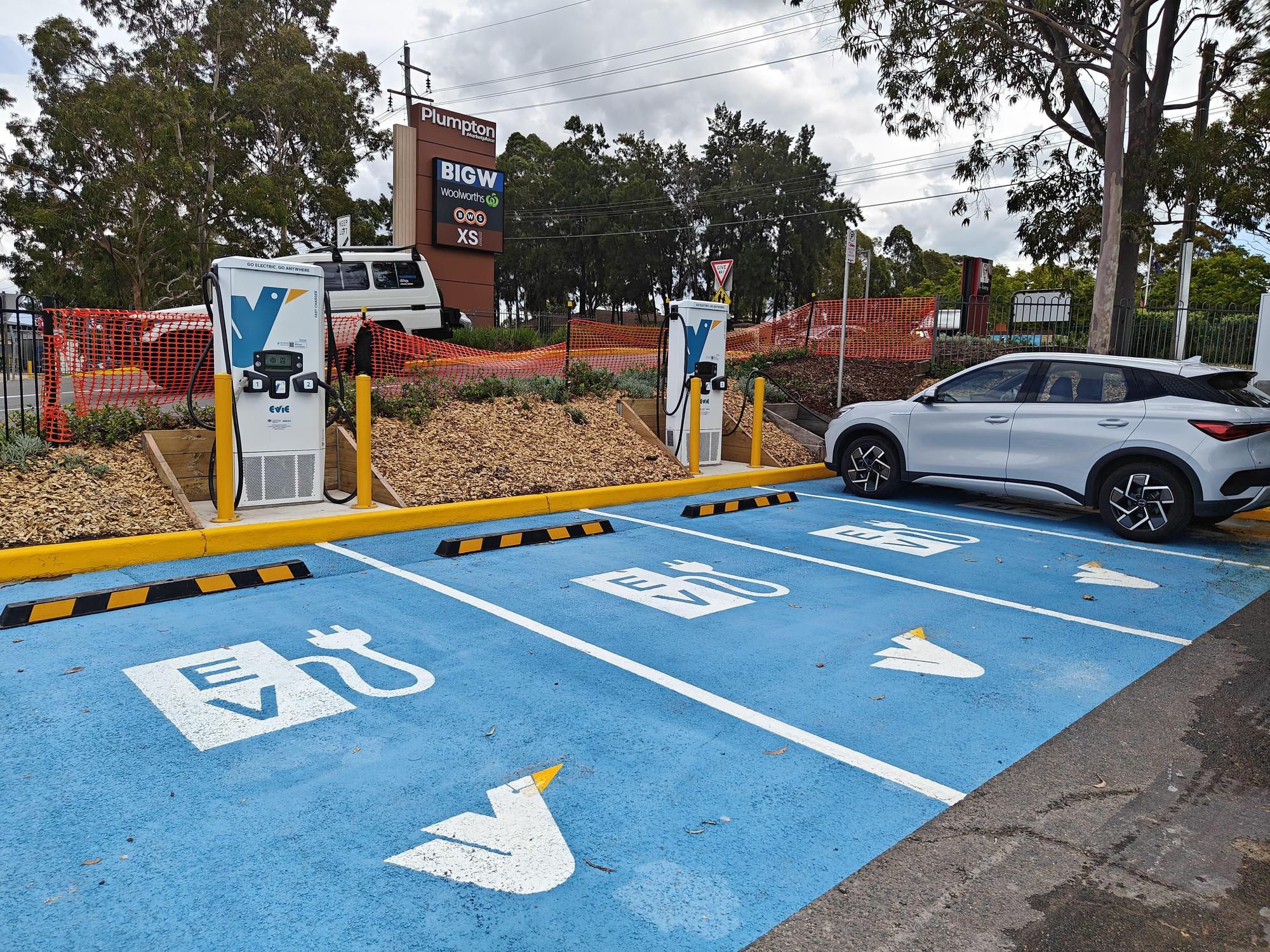 homeco-plumpton-marketplace-plumpton-nsw-ev-station