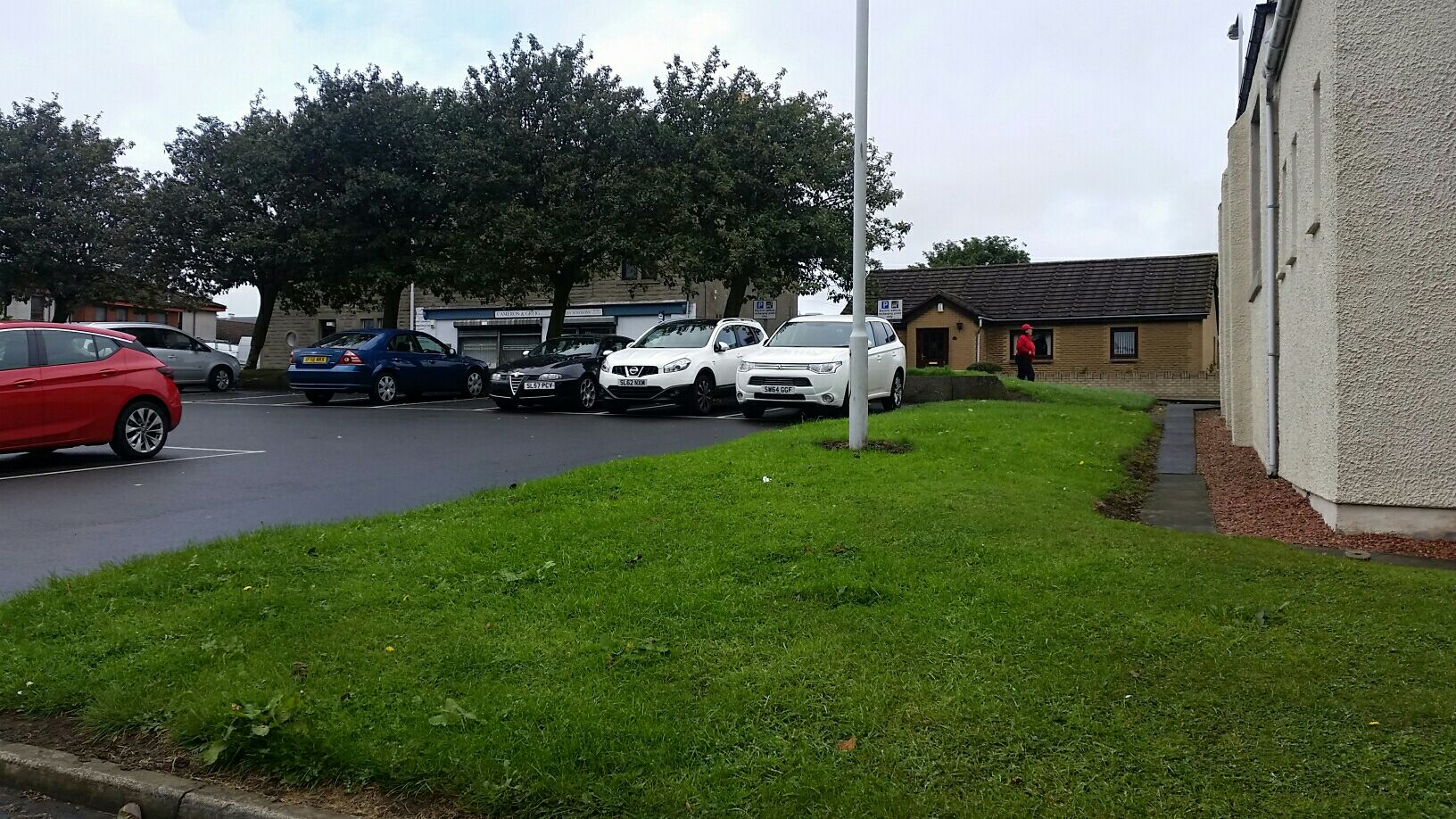 Cowdenbeath Leisure Centre Cowdenbeath, Scotland EV Station