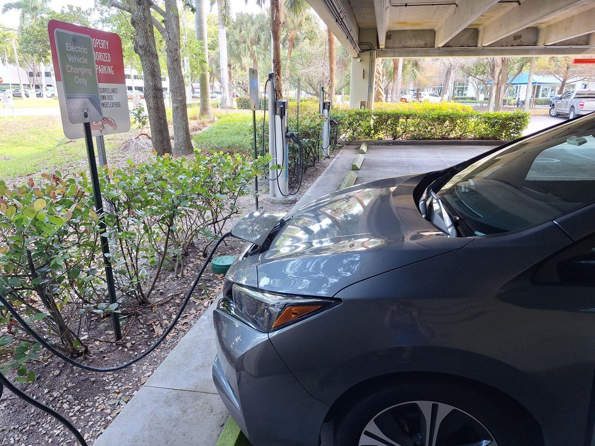 FPL EVOLUTION KAPLAN 2 | Fort Lauderdale, FL | EV Station