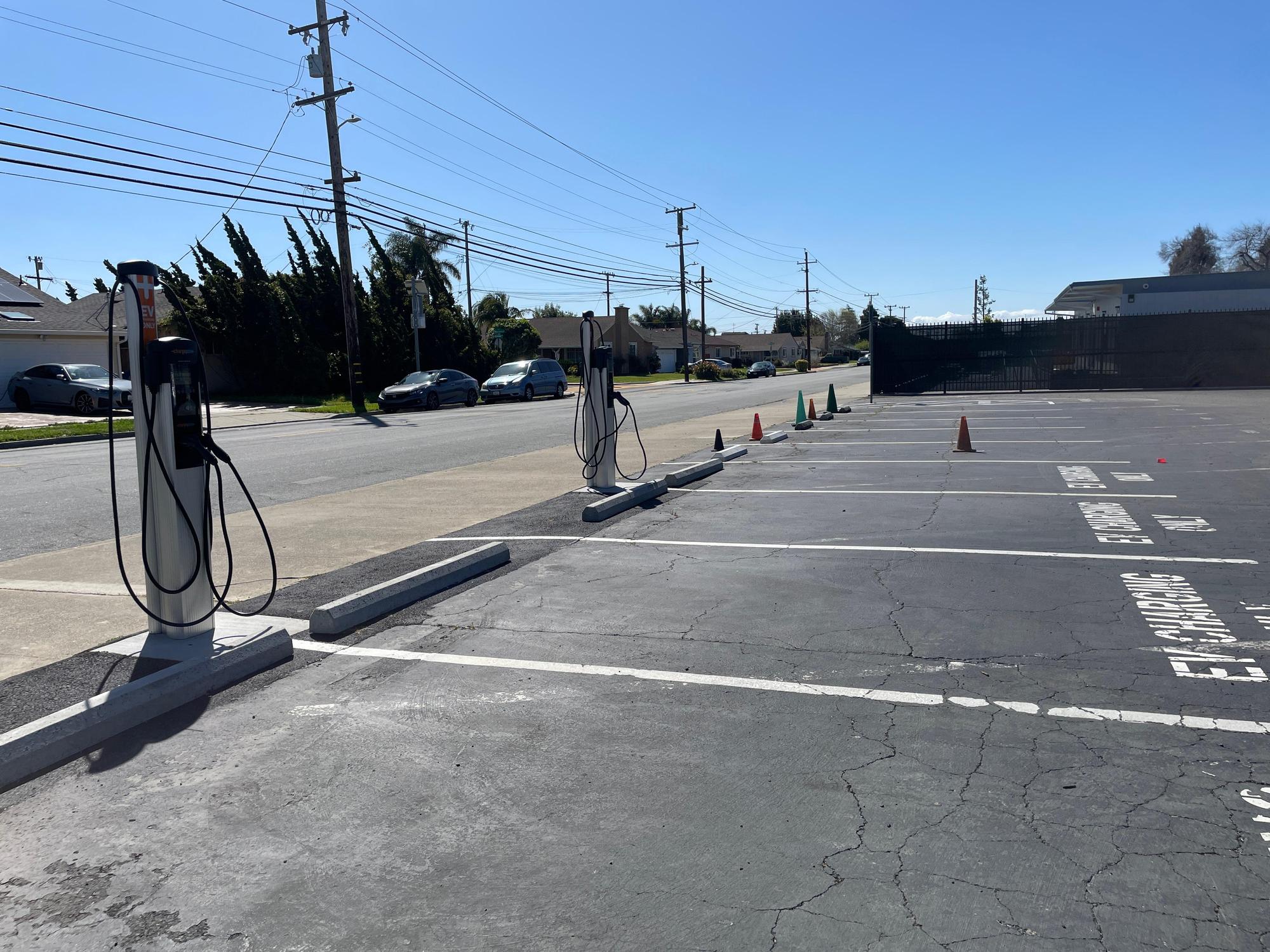 James Madison Elementary School San Leandro, CA EV Station