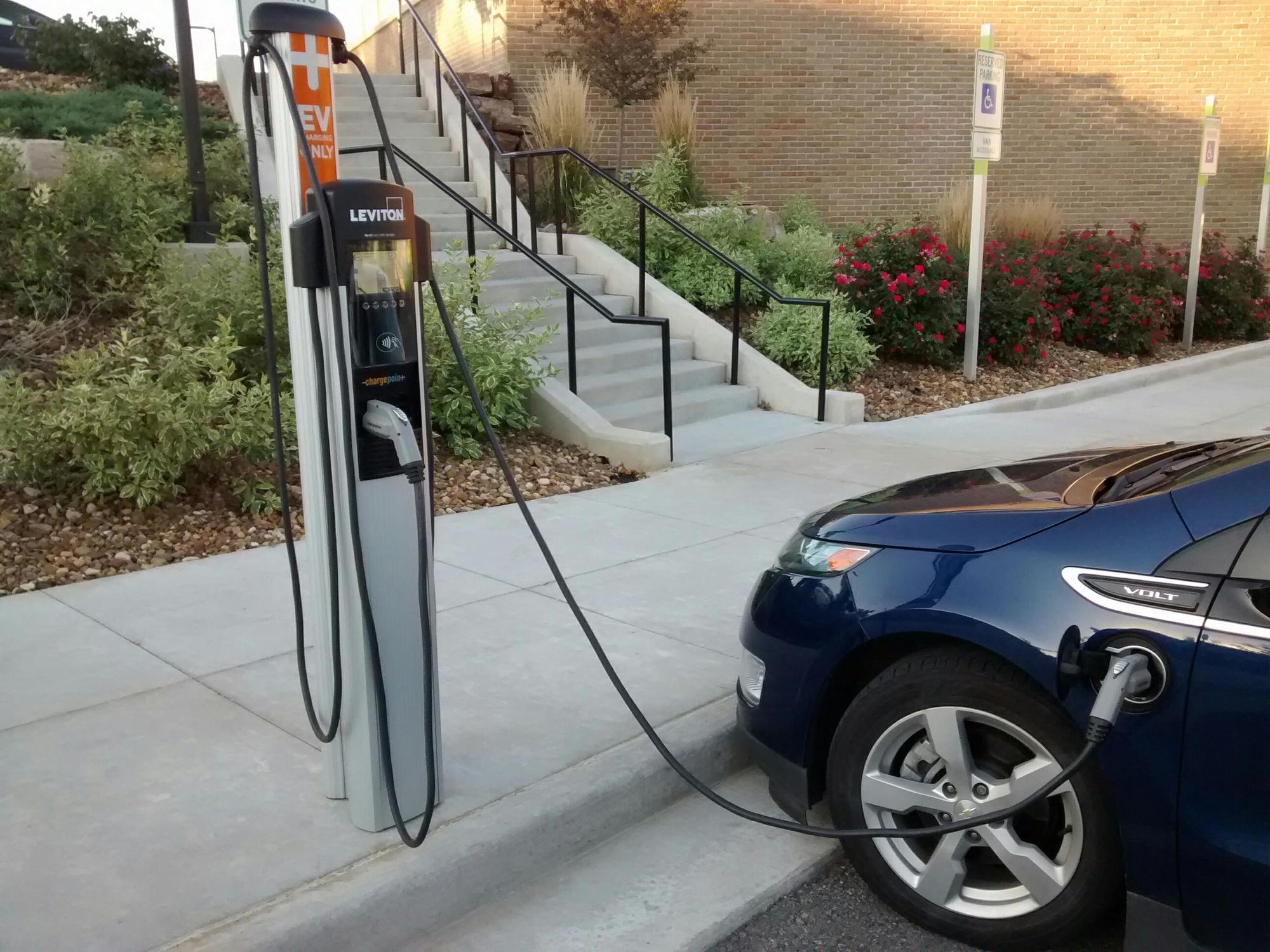 Parkview Randallia Fort Wayne, IN EV Station