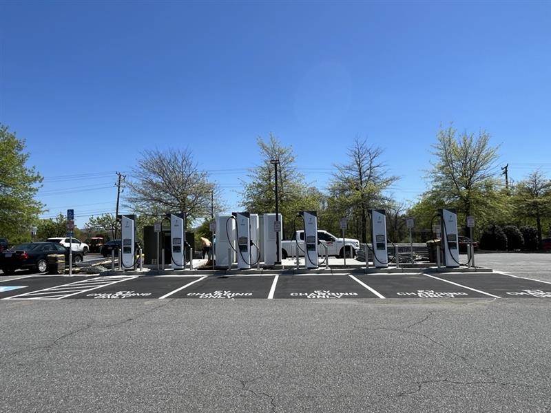 target-charlottesville-charlottesville-va-ev-station